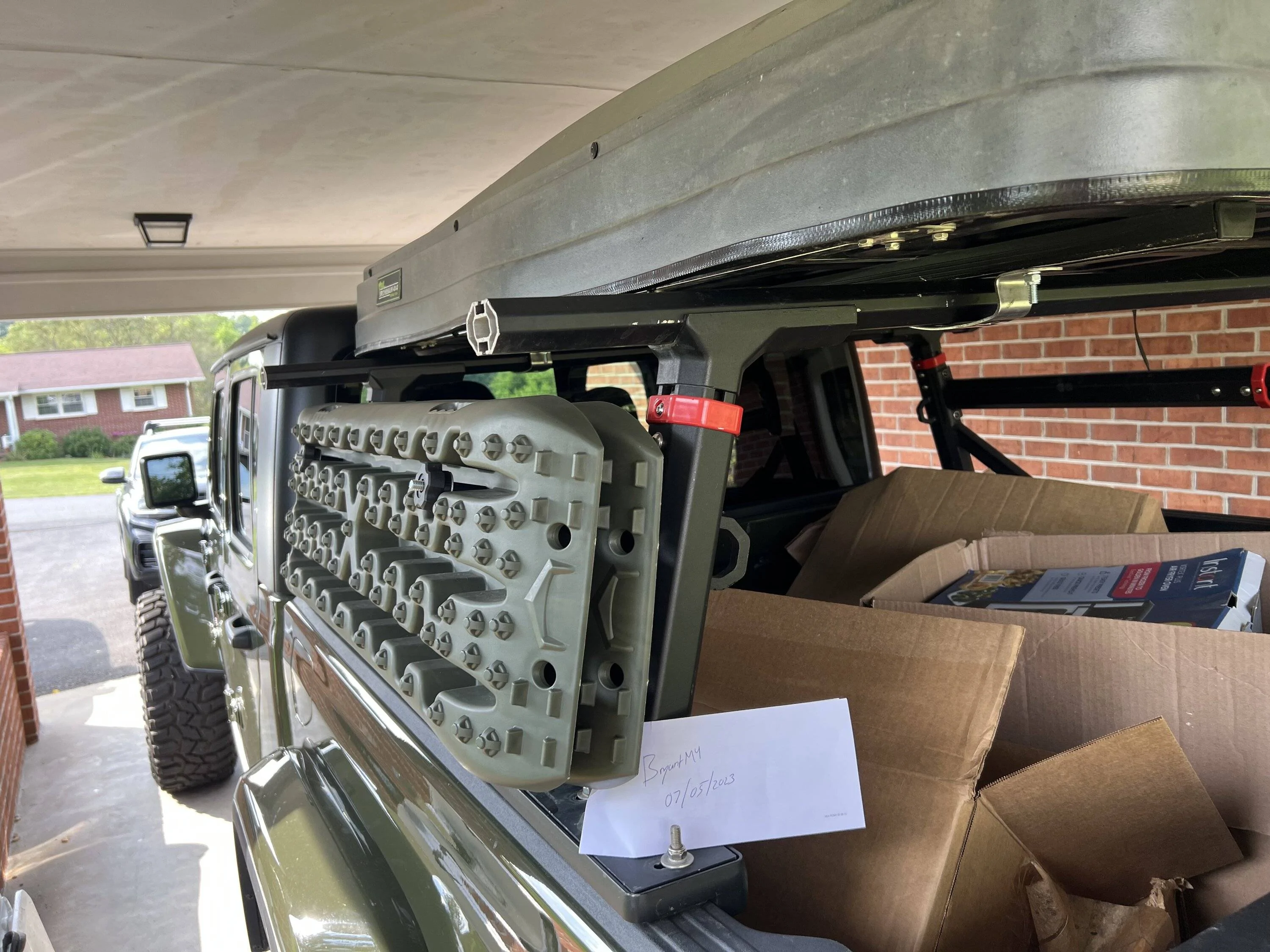 Jeep Gladiator WTS: Adjustable Bed Rack IMG_9380