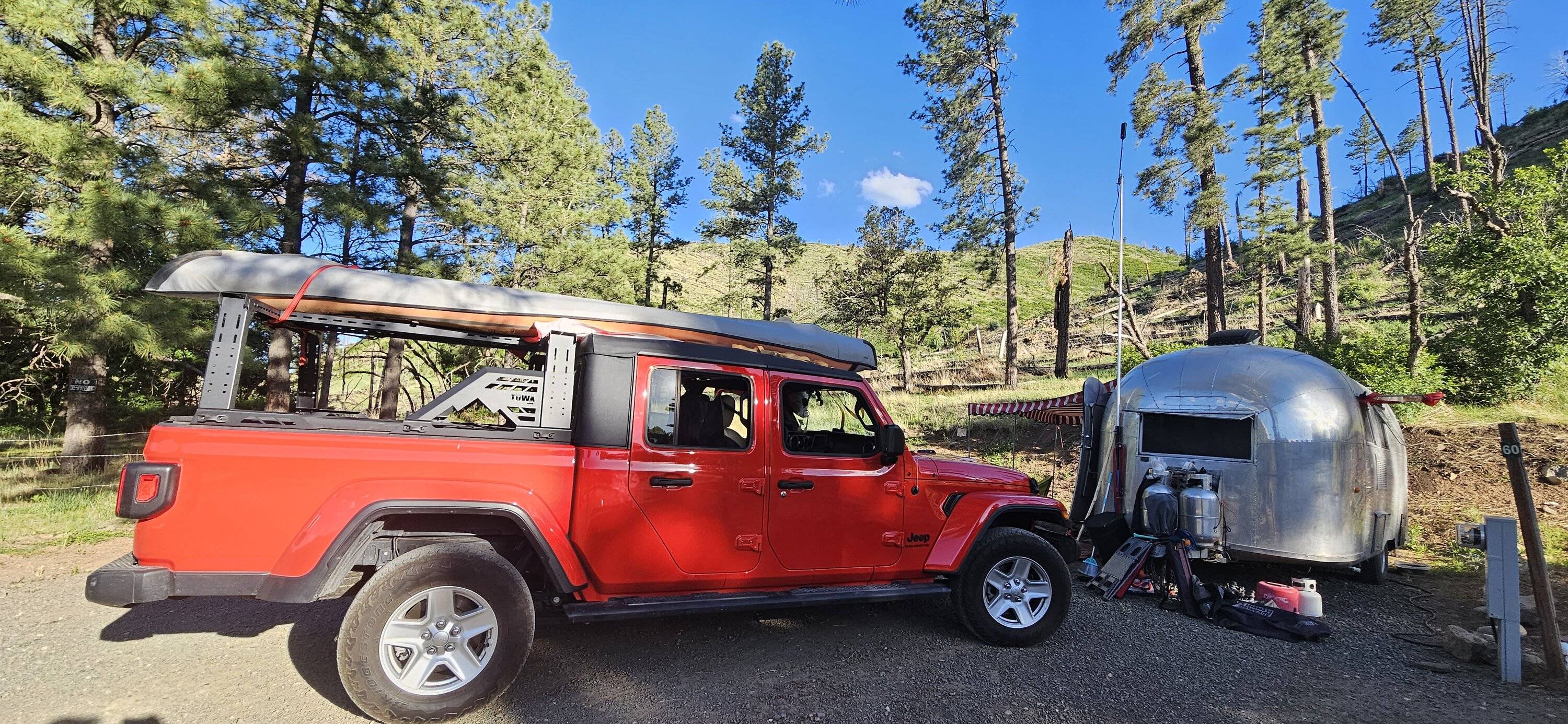 Jeep Gladiator Low rack for Kayaks for Bak x4s? 20230611_182550