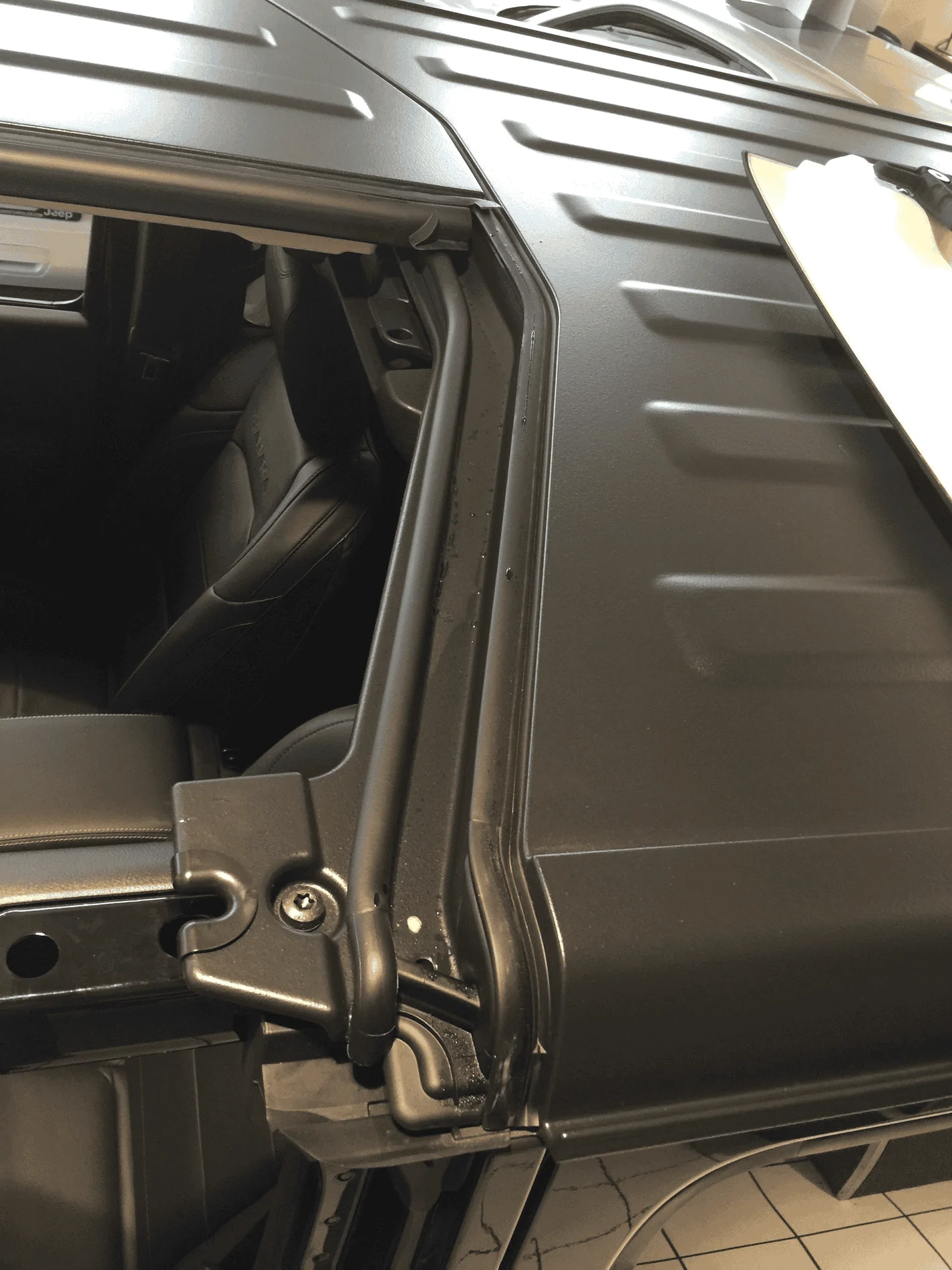 Jeep Gladiator Identify this part 1688653333667