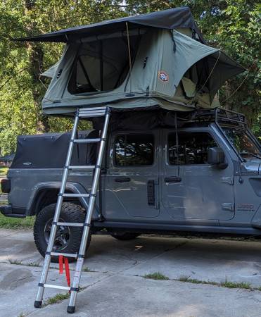Jeep Gladiator Roof tent/accessories $1500 00R0R_h9pNTV539wn_0nZ0t2_600x450