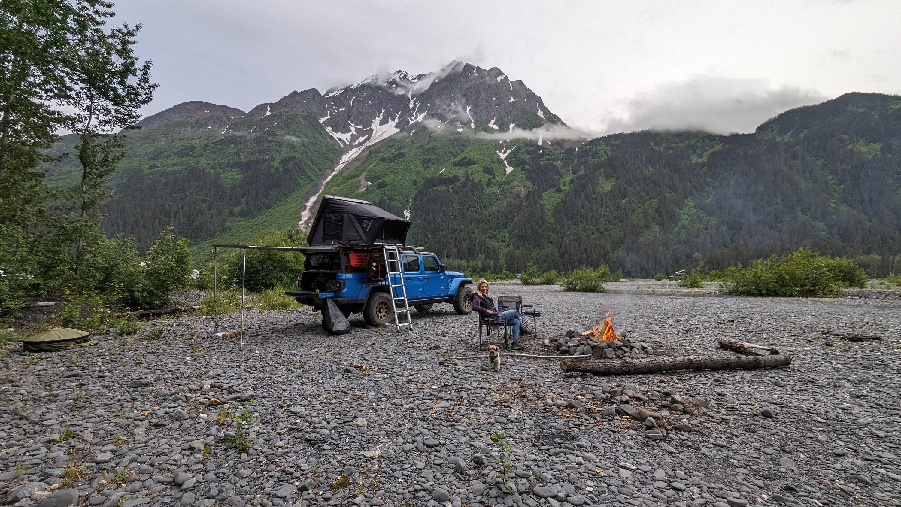 Jeep Gladiator Alaska Daily Drivers: Hydro Blue 80A and Bright White JTR PXL_20230709_043857242
