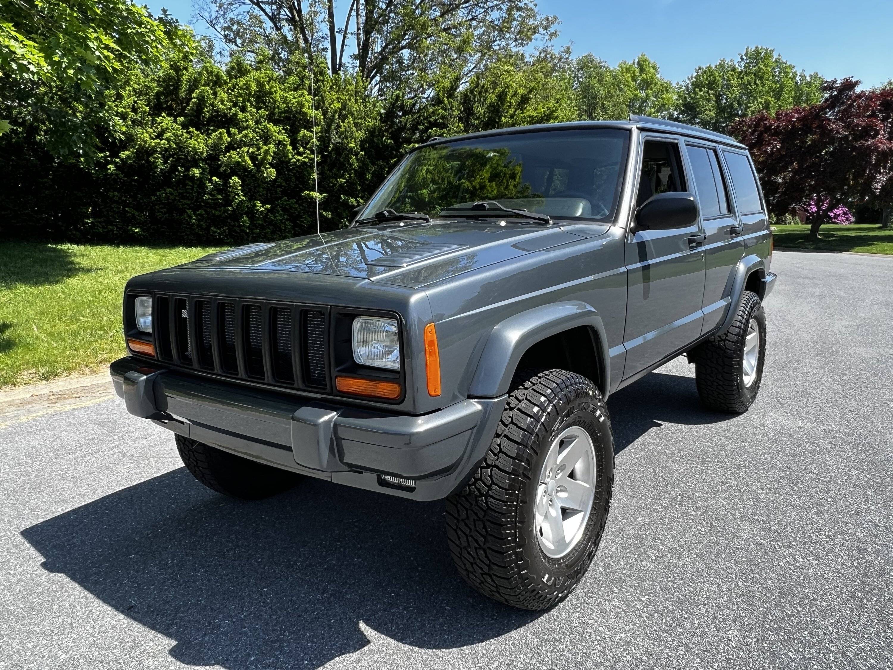 Jeep Gladiator 3 Project Jeeps at the same time. 96AA02A3-7259-4401-B306-FDE10A93CA42