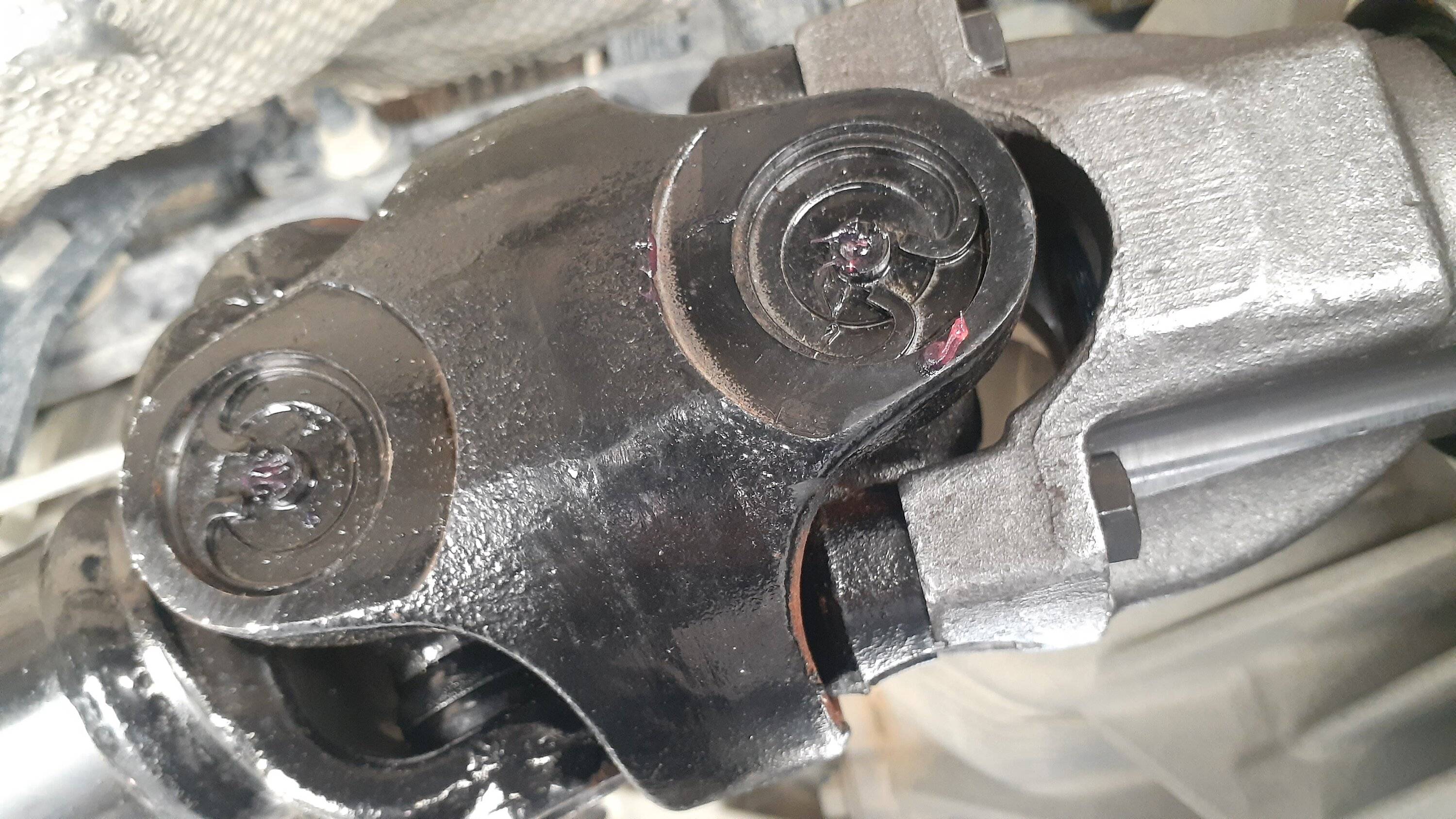 Jeep Gladiator Right grease gun adapter for the job? 20230709_170107