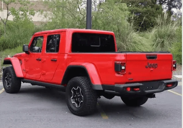 Jeep Gladiator Should I wait for my JTR diesel order or get a used 2021? Screenshot (18)