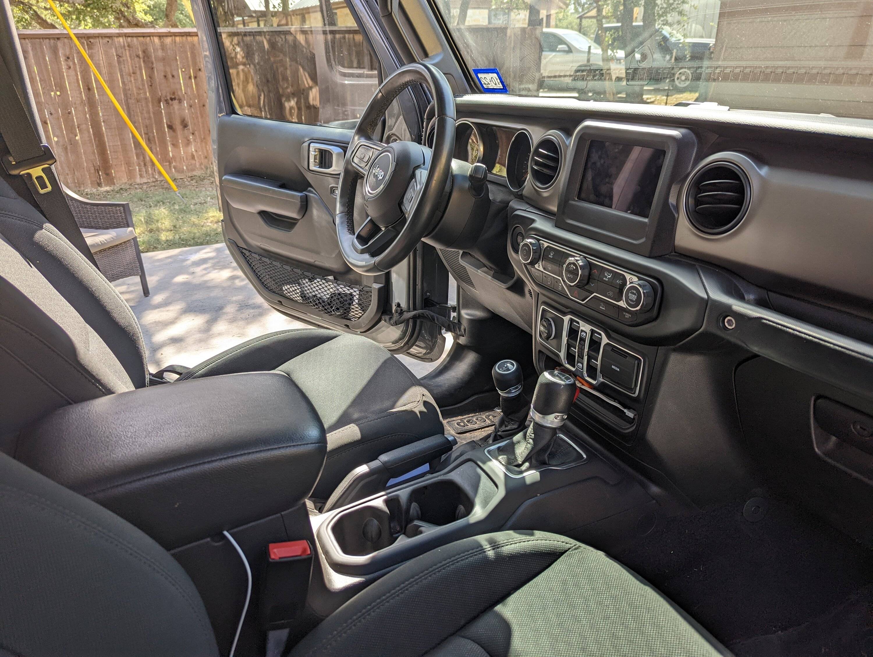Jeep Gladiator 2021 Willys Gladiator PXL_20220719_220735690