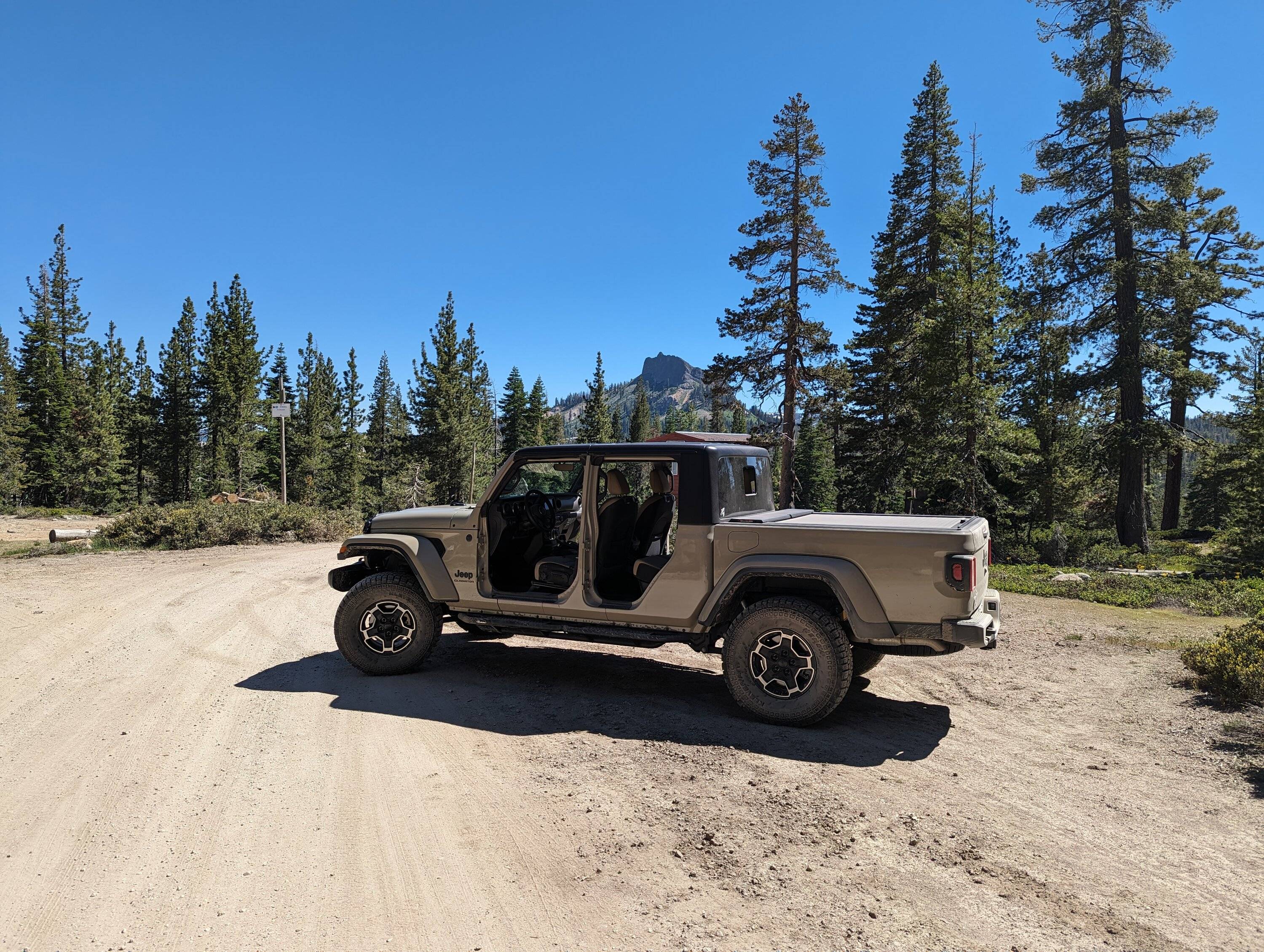 Jeep Gladiator Gladiator Glamour Shots PXL_20230710_223555476