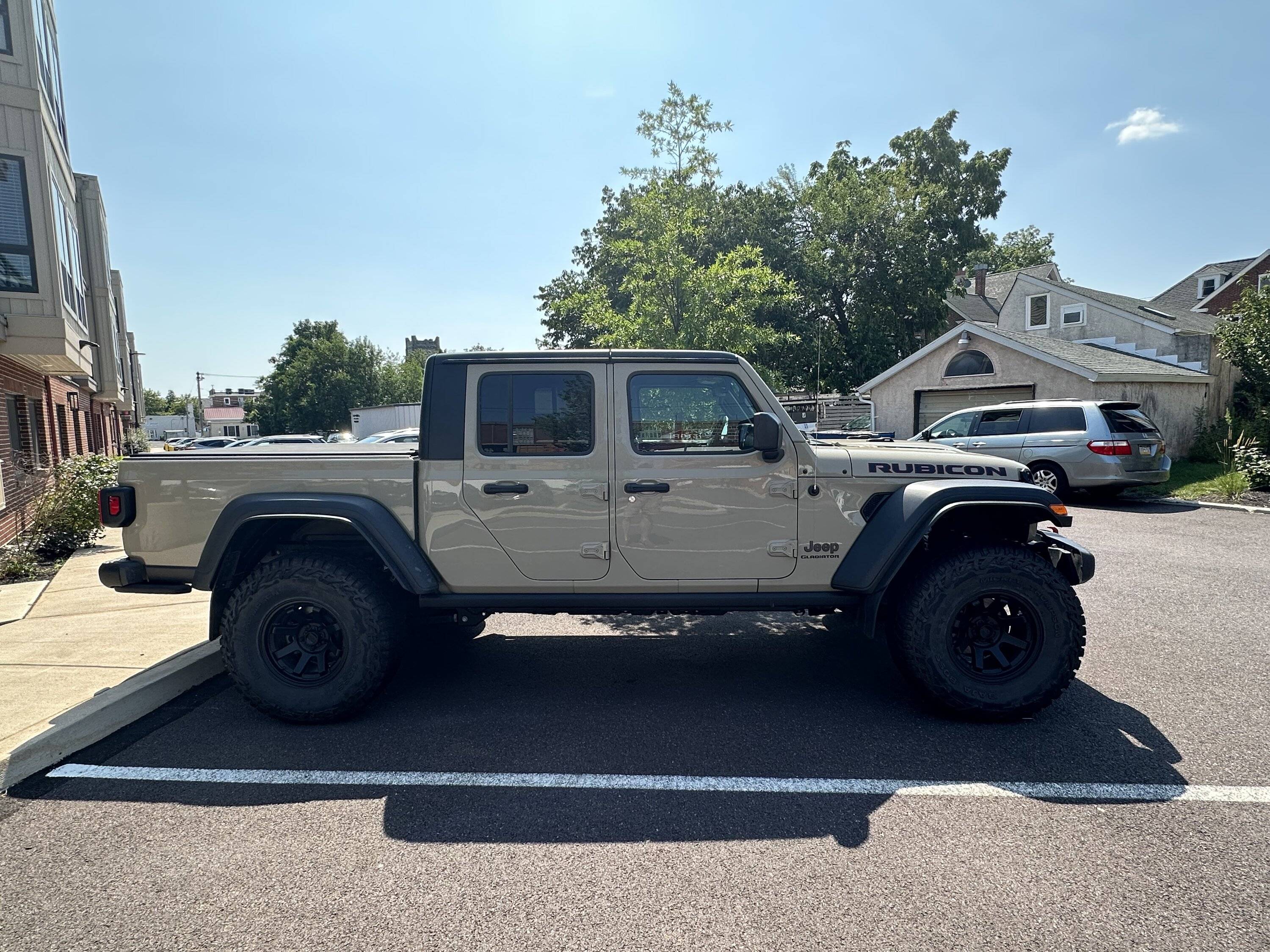 Jeep Gladiator Couple questions about flare extensions / 35s / mudflaps IMG_0035