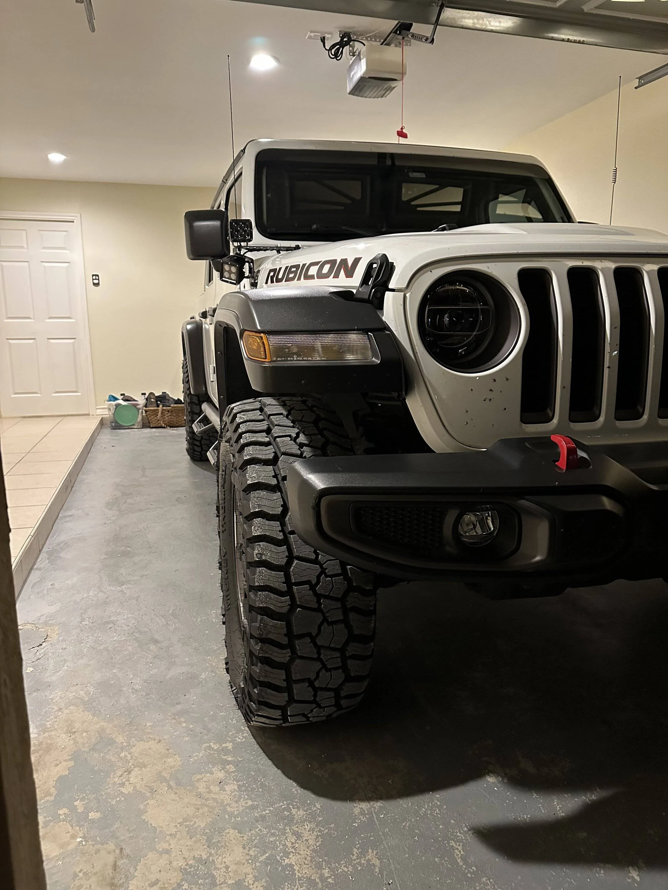 Jeep Gladiator Couple questions about flare extensions / 35s / mudflaps IMG_3731