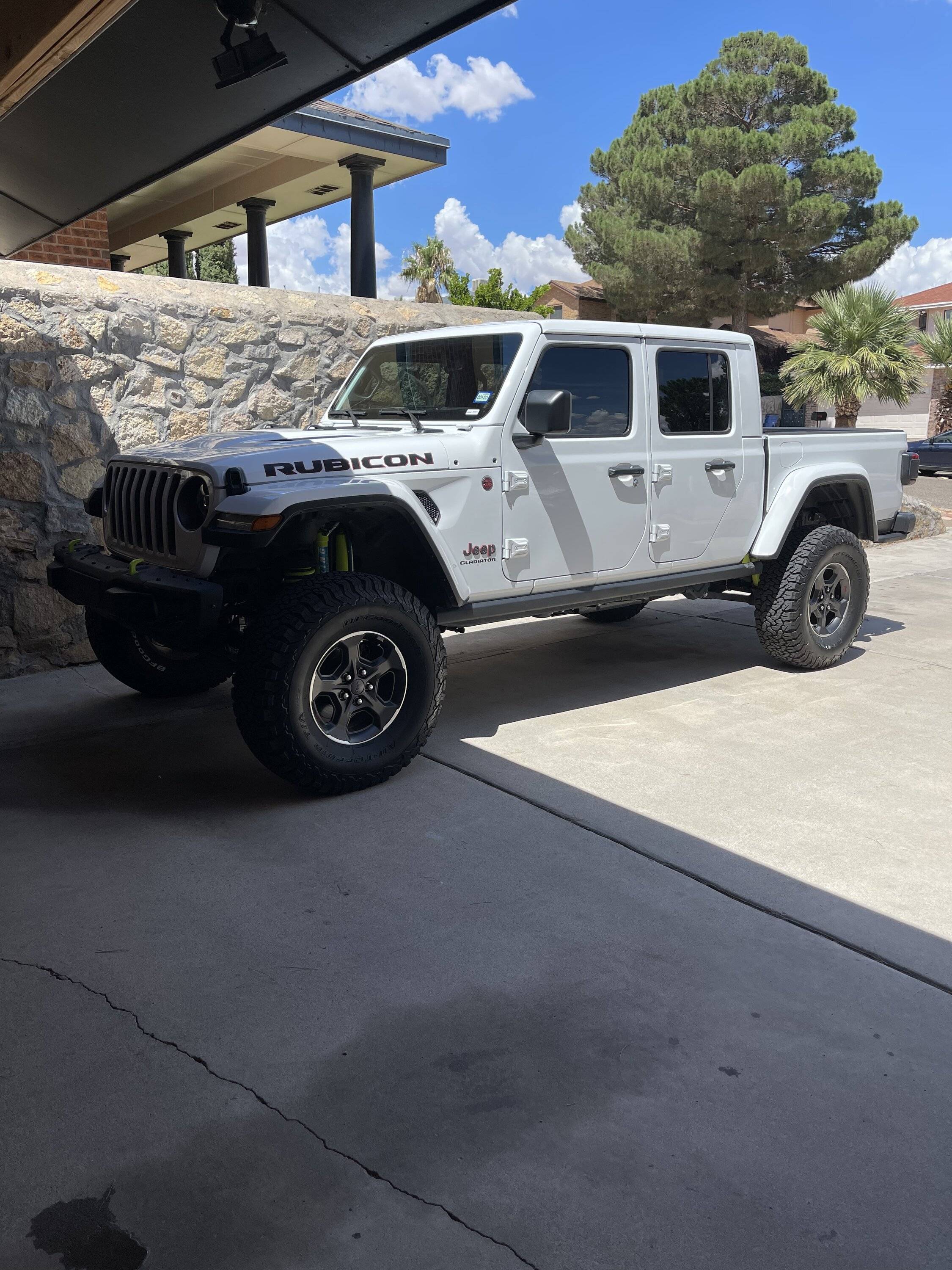 Jeep Gladiator 2022 EcoDiesel JEEP Gladiator Rubicon 1A429225-7F87-484A-86FD-1B05B1F4E4D6