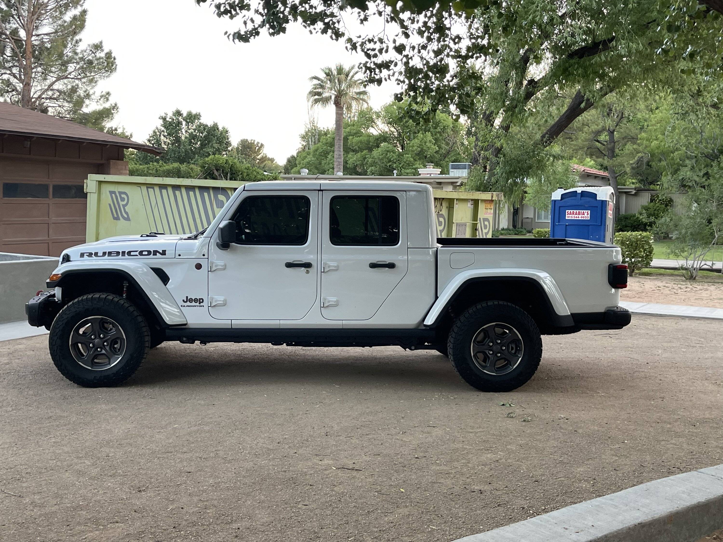 Jeep Gladiator 2022 EcoDiesel JEEP Gladiator Rubicon 6BB4D051-6976-4D4E-9596-FF88360F9164
