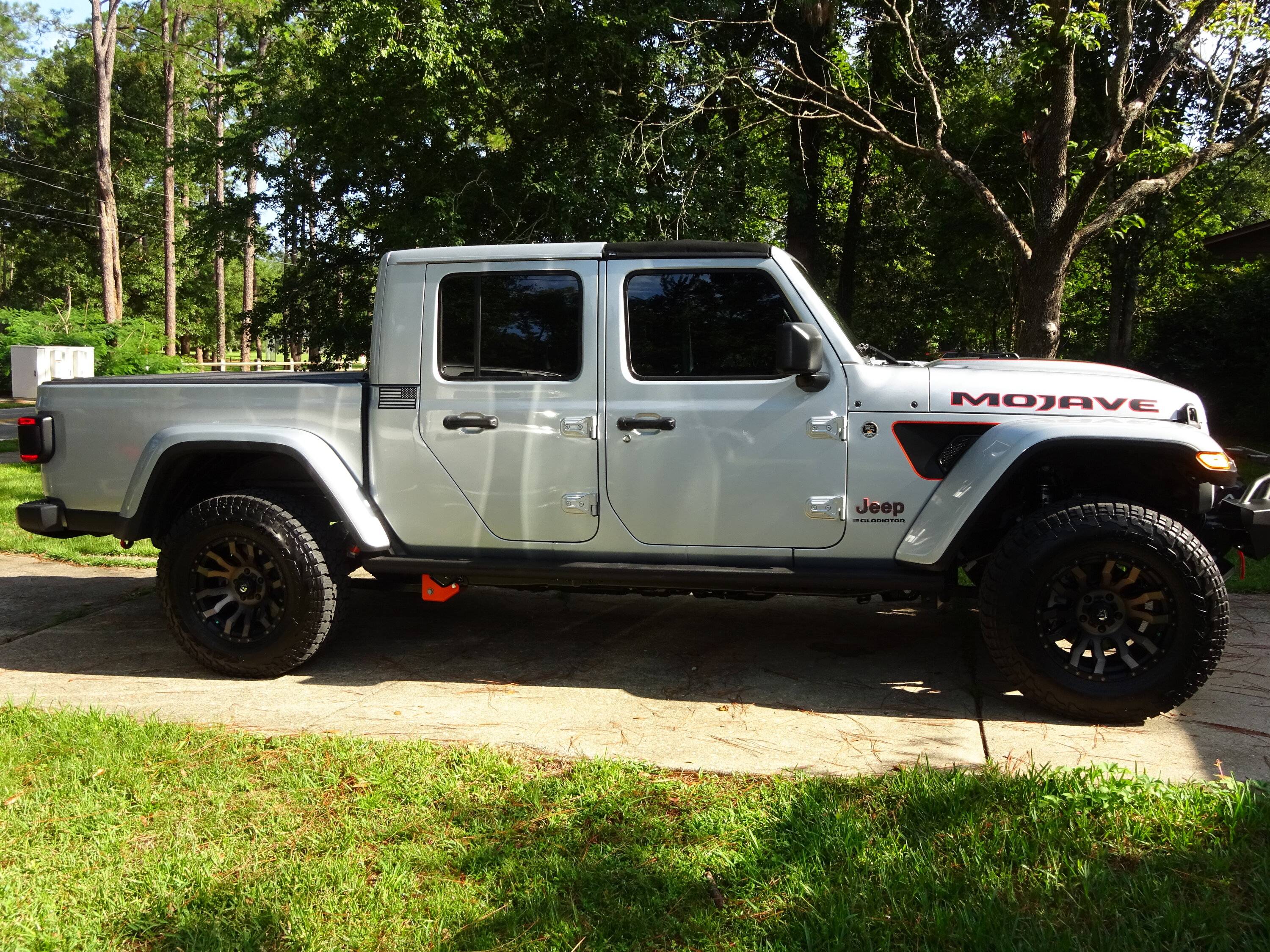 Jeep Gladiator Installed 17x9 wheels on my Mojave, too much polk? DSC02173.JPG