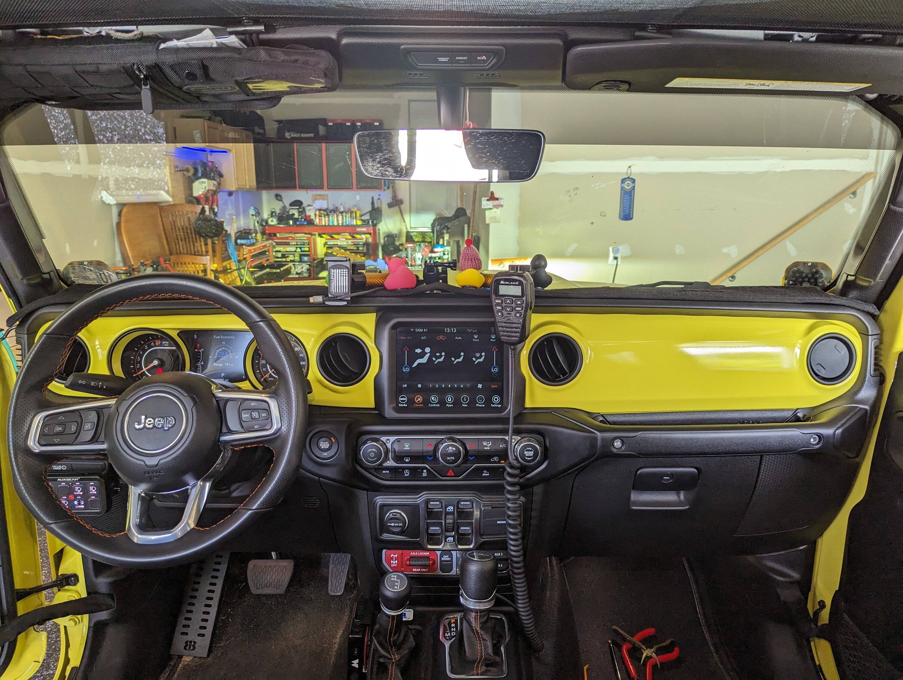 Jeep Gladiator HIGH VELOCITY YELLOW Gladiator JT Club PXL_20230624_171359170