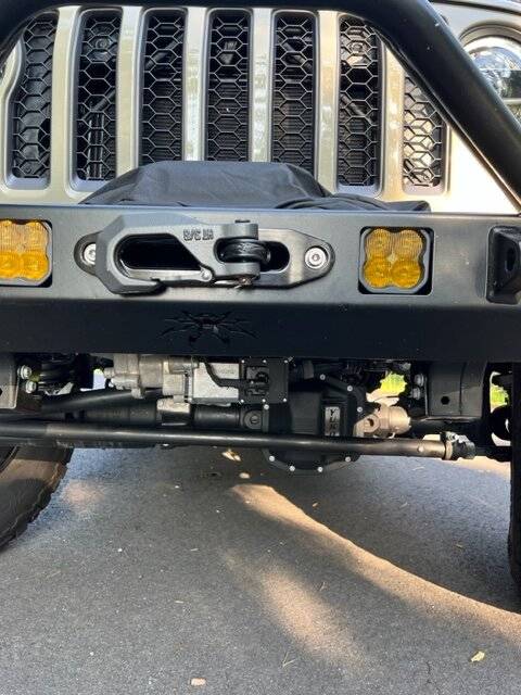 Jeep Gladiator '22 Gladiator Rubicon, 2,500 miles, lots of extras. IMG_0203