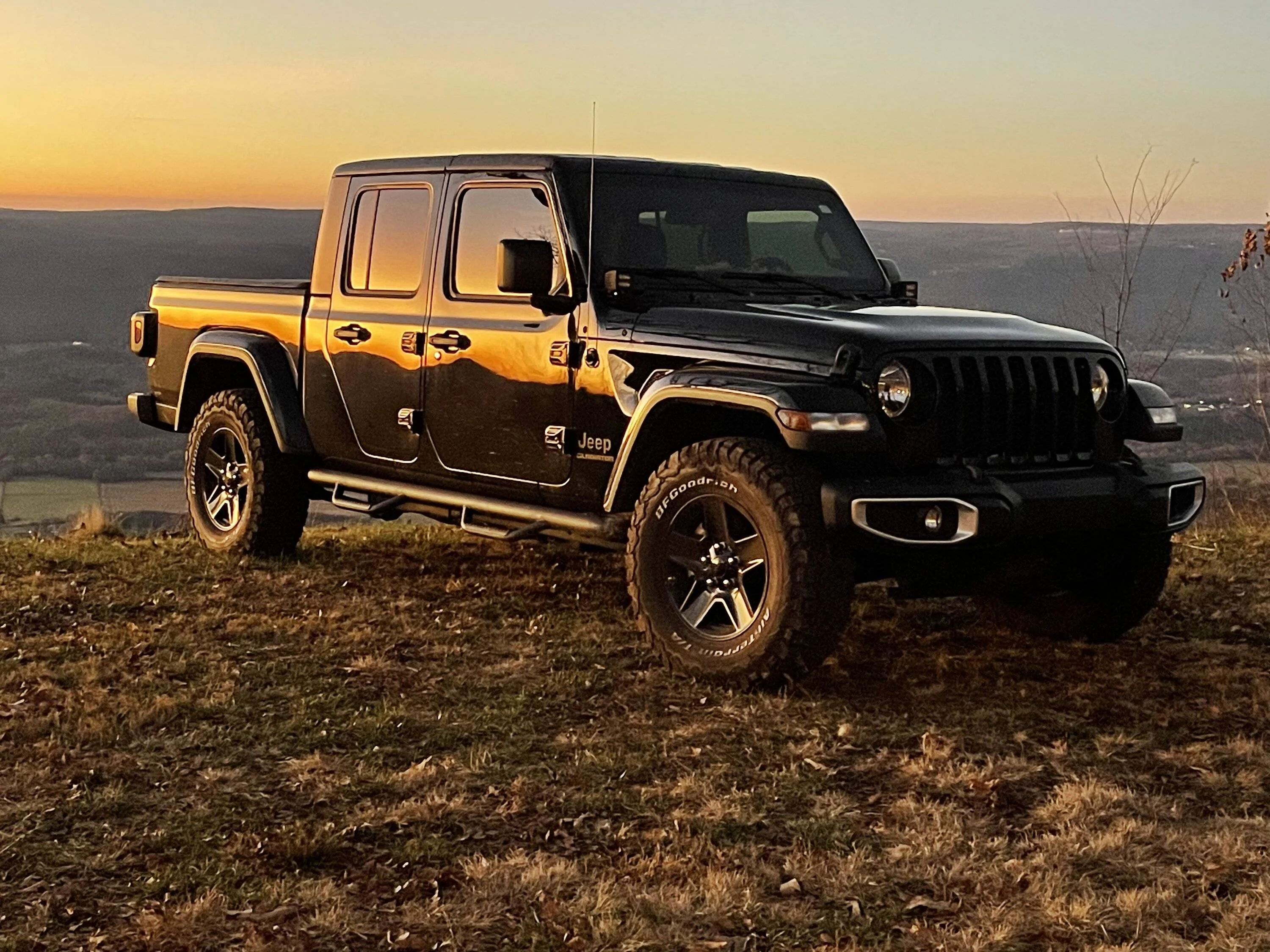 Jeep Gladiator We bought a camper! (Towing question/help please!!!) IMG_4233
