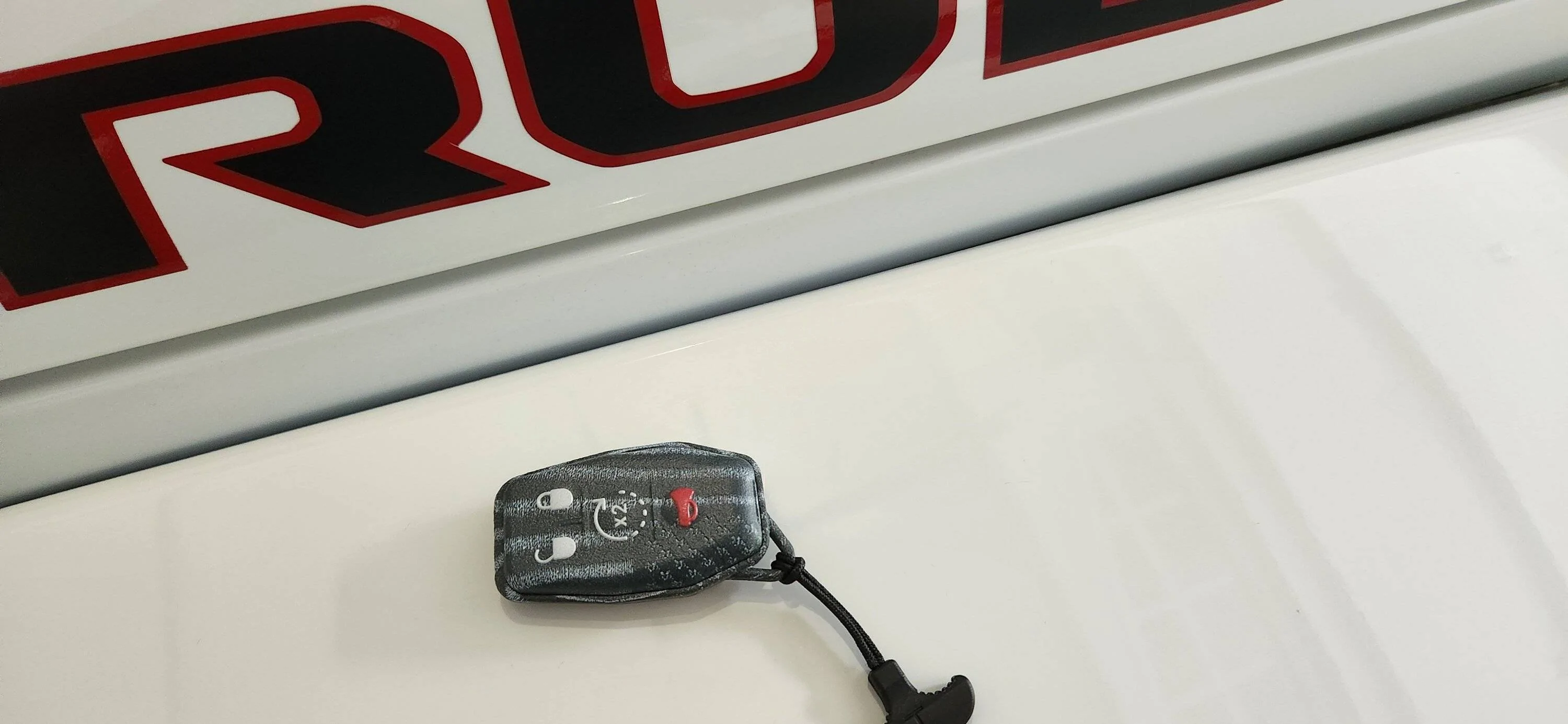 Jeep Gladiator ? ? Threedom Fob Scrapbook - Show us your "Threedom" Fob! 20220907_133444