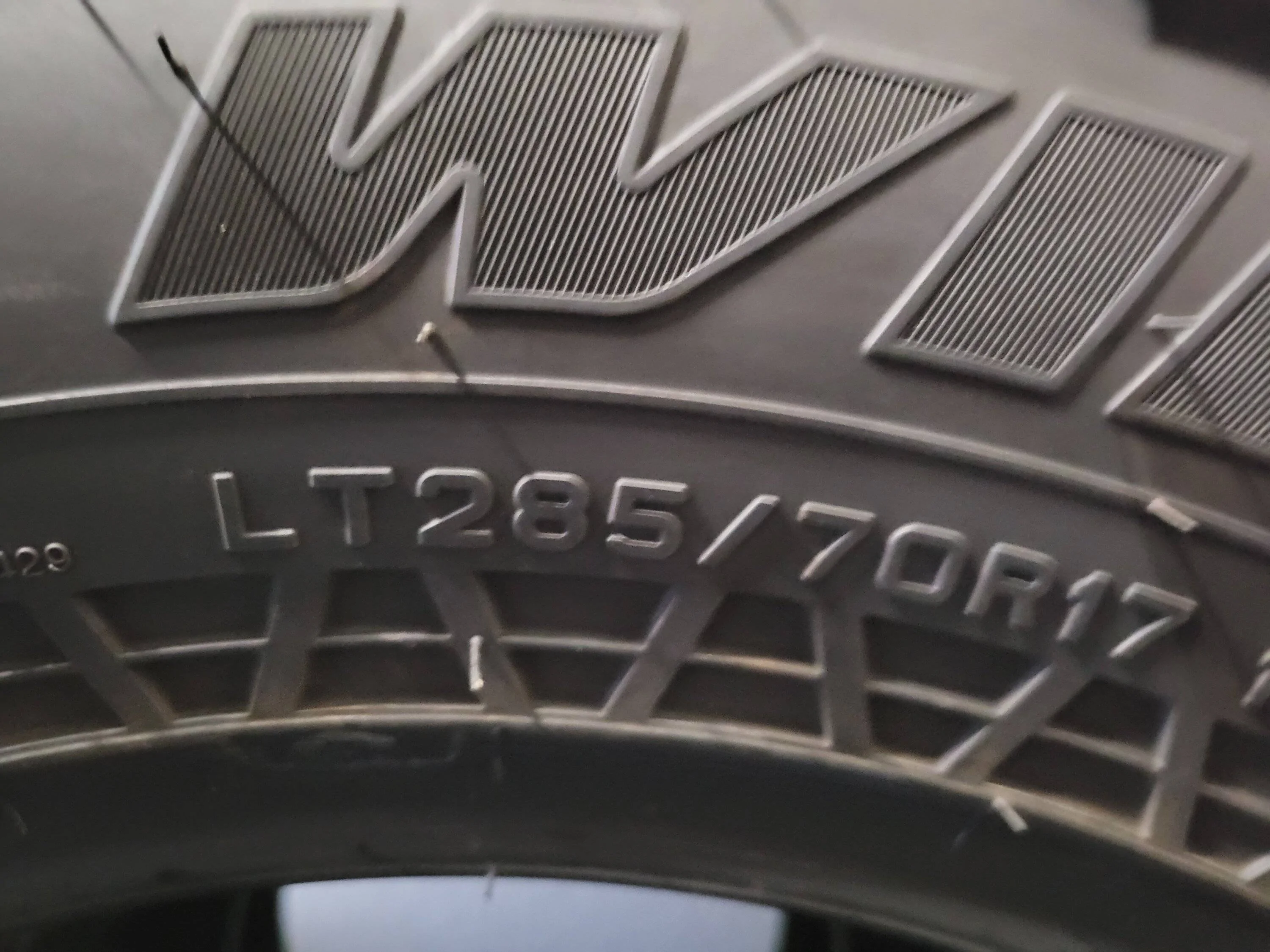 Jeep Gladiator For Sale - Set of (5) Falken Wildpeak AT3W LT285/70R17 tires. Image 4