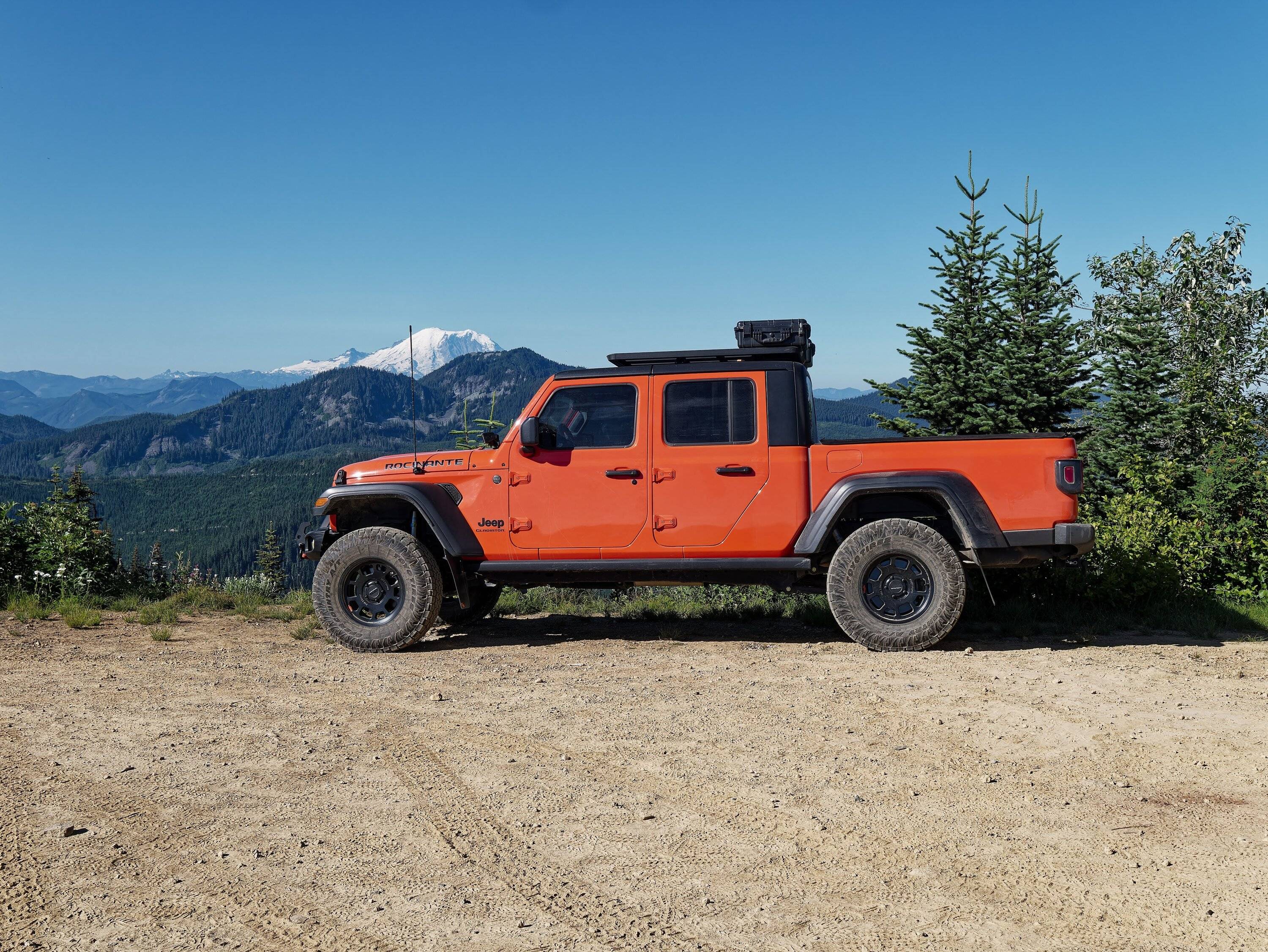 Jeep Gladiator Gladiator Glamour Shots _1290899_DxO
