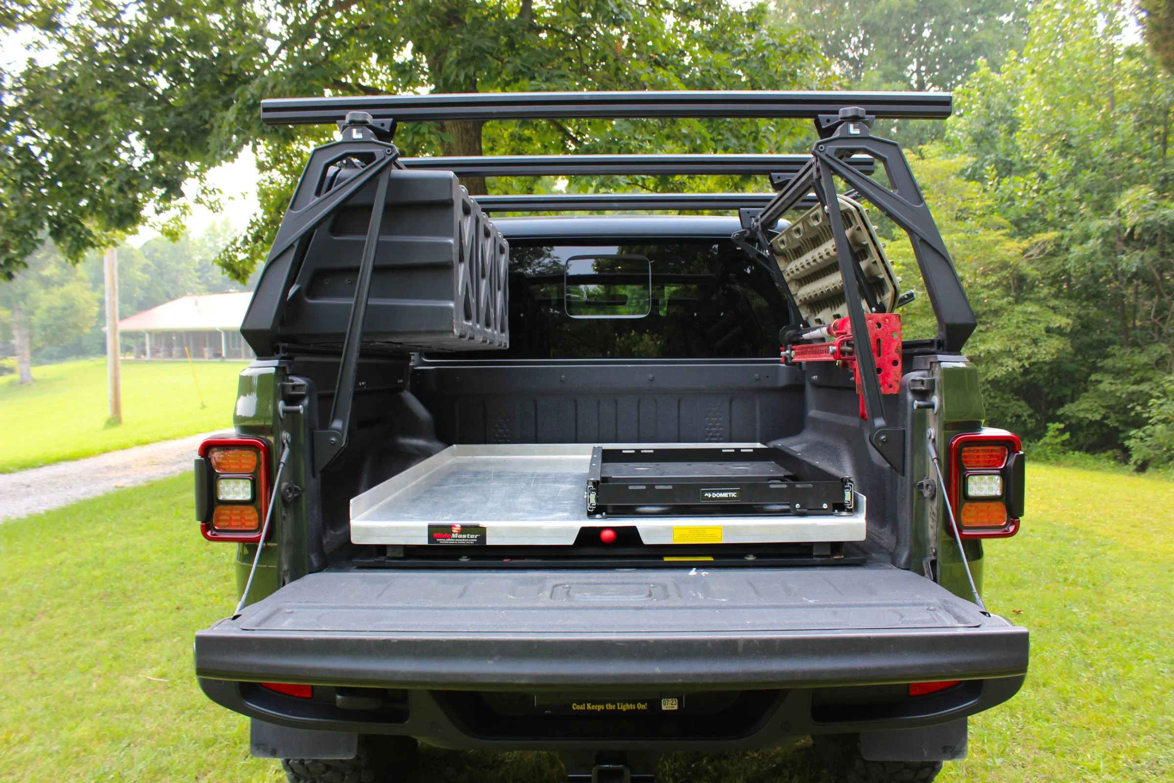 Jeep Gladiator 2021 Willys EcoDiesel - Loaded, OCD cared for w/ gobs of quality additions. bed_empty