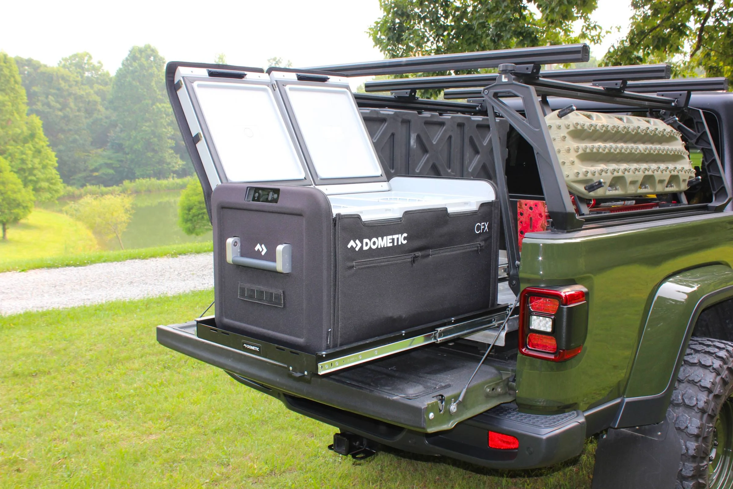 Jeep Gladiator 2021 Willys EcoDiesel - Loaded, OCD cared for w/ gobs of quality additions. bed_fridge_extended