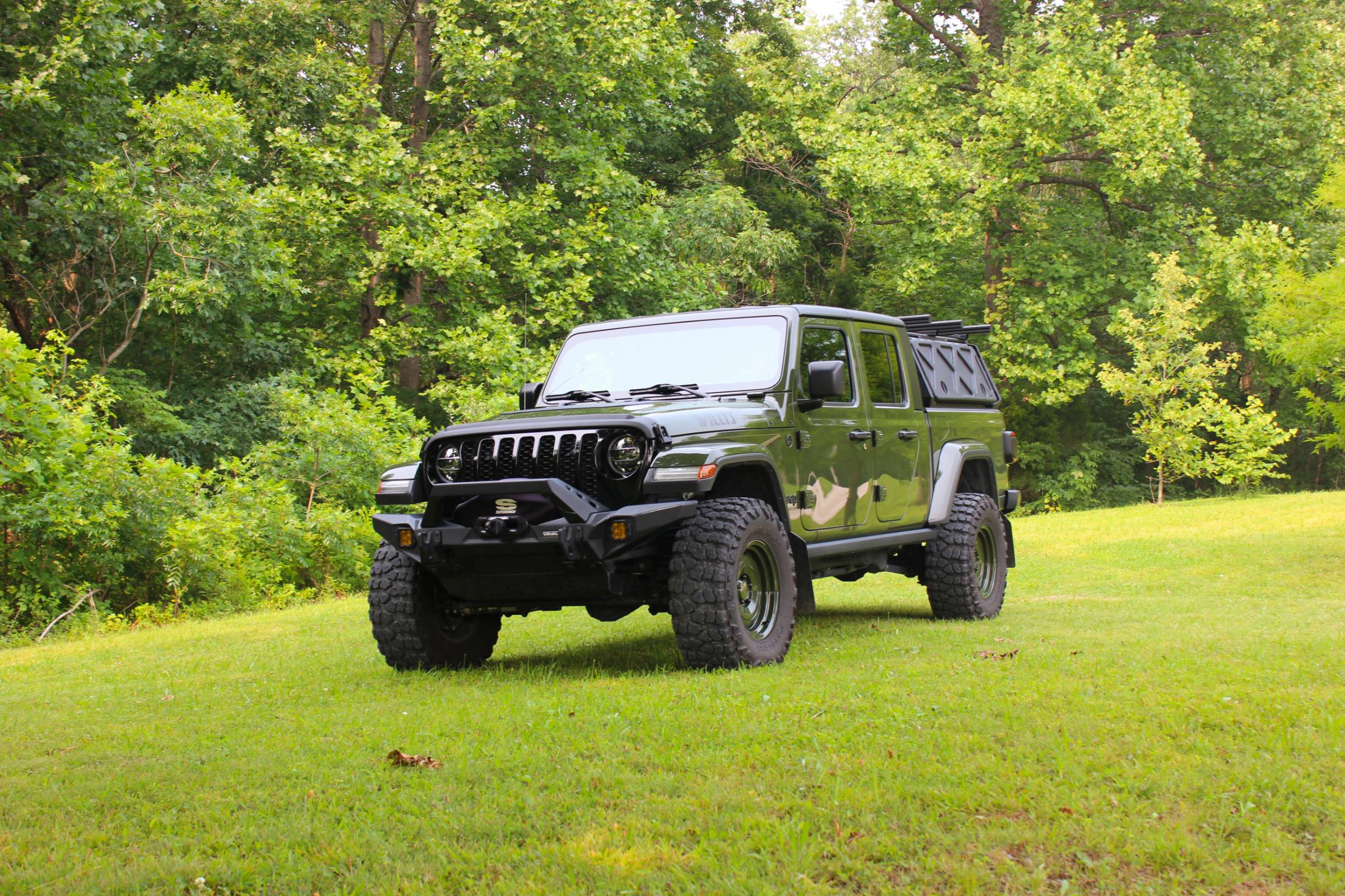 Jeep Gladiator 2021 Willys EcoDiesel - Loaded, OCD cared for w/ gobs of quality additions. front_left