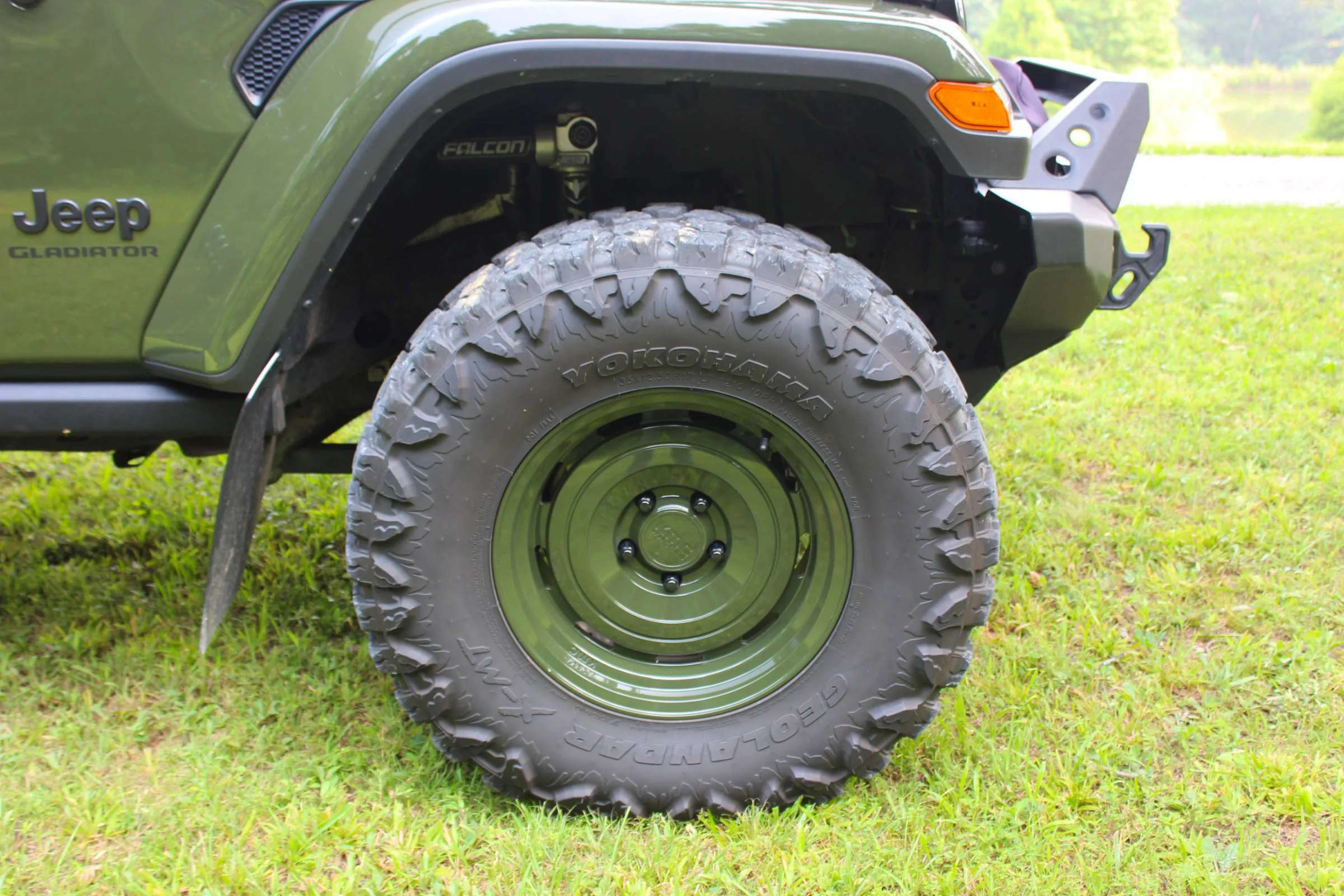 Jeep Gladiator 2021 Willys EcoDiesel - Loaded, OCD cared for w/ gobs of quality additions. front_right_wheel