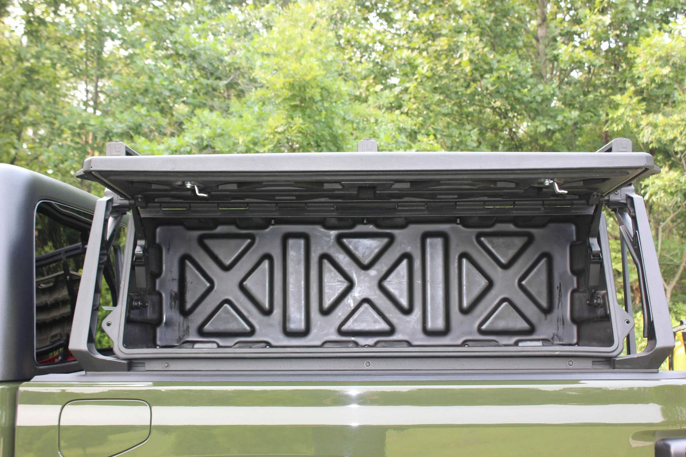 Jeep Gladiator 2021 Willys EcoDiesel - Loaded, OCD cared for w/ gobs of quality additions. gearpod