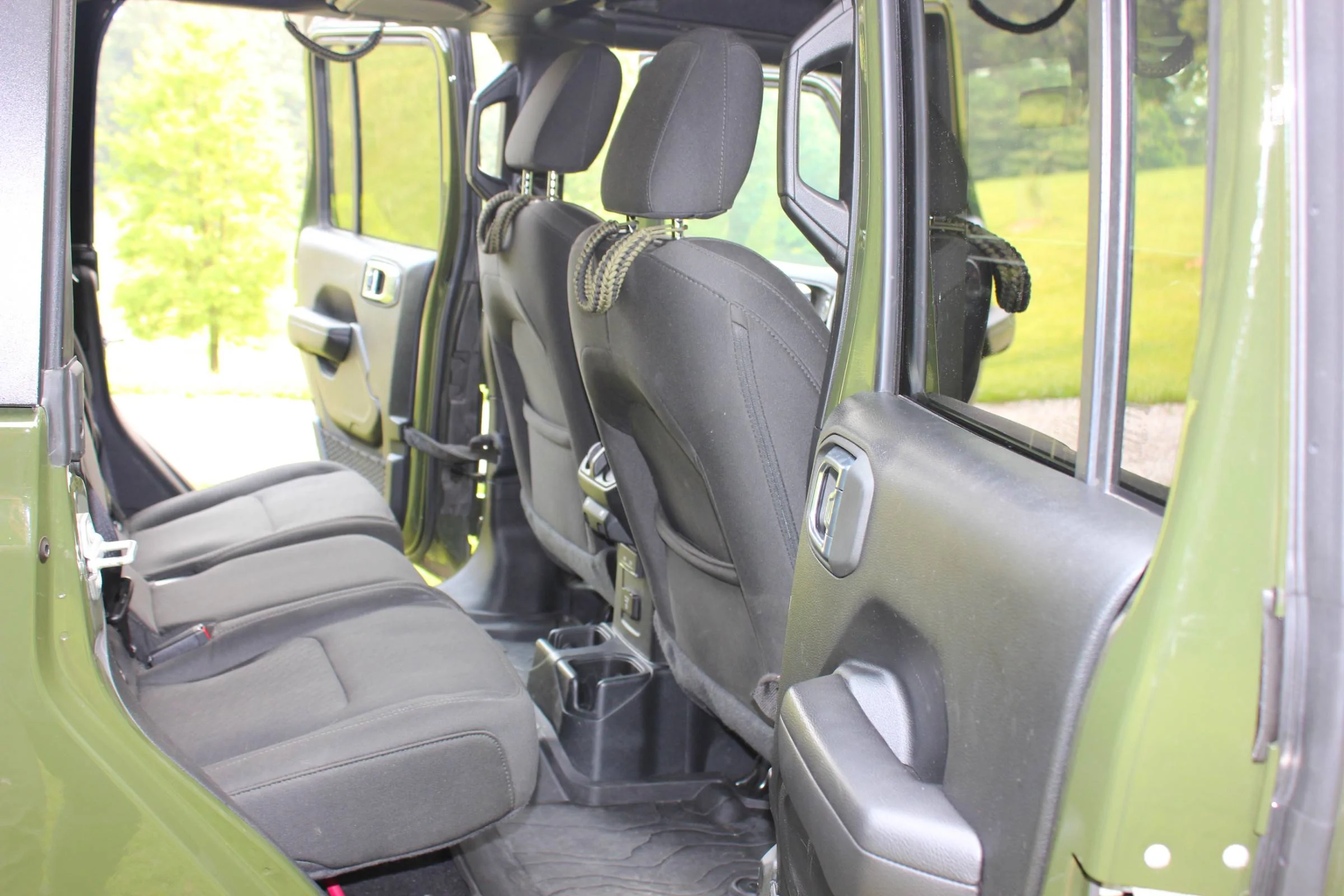 Jeep Gladiator 2021 Willys EcoDiesel - Loaded, OCD cared for w/ gobs of quality additions. rear_pass_interior