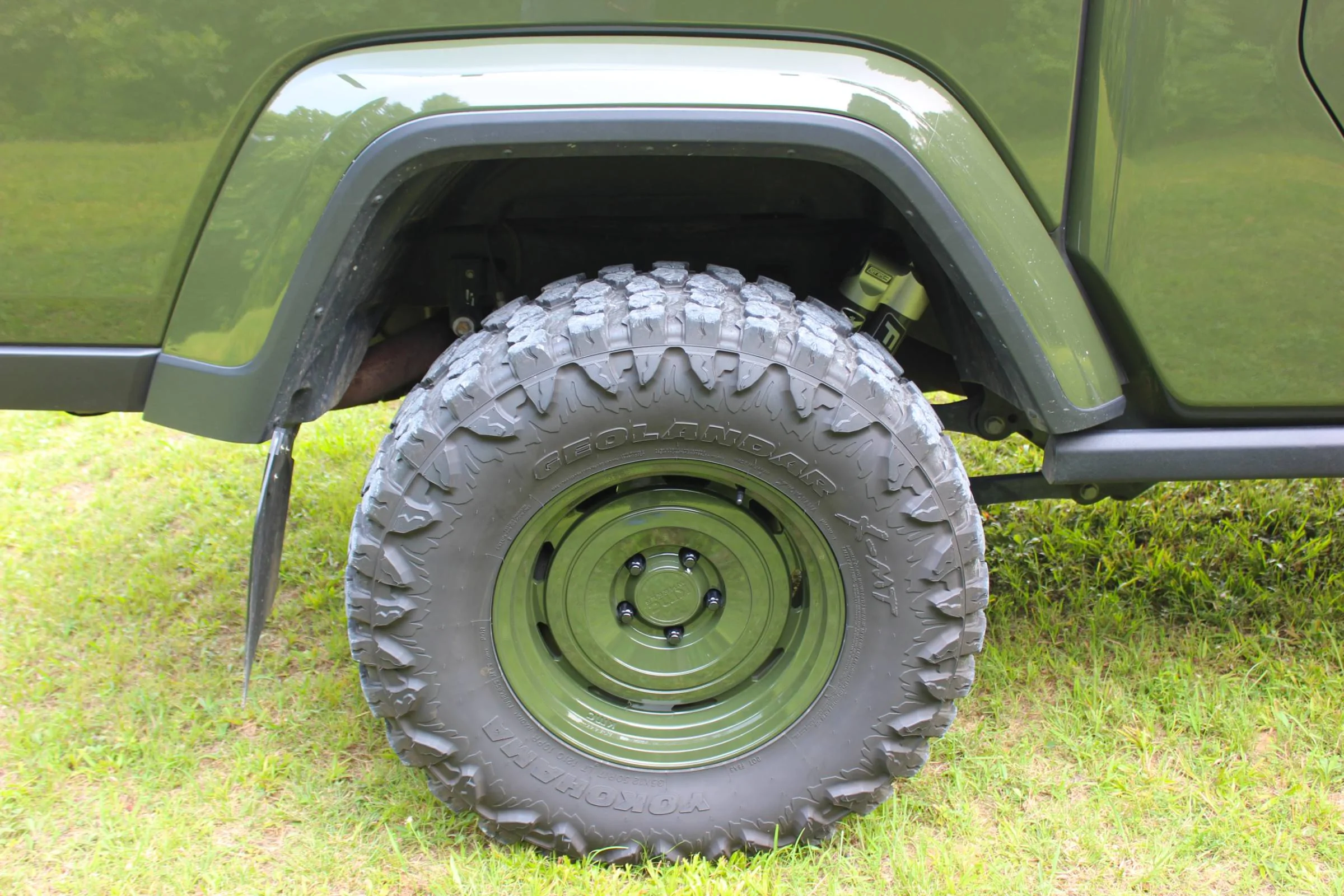Jeep Gladiator 2021 Willys EcoDiesel - Loaded, OCD cared for w/ gobs of quality additions. rear_right_wheel