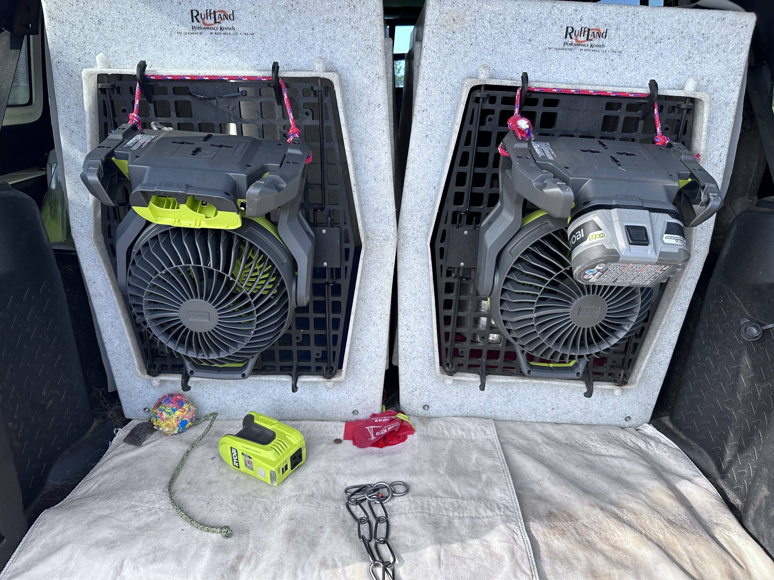 Jeep Gladiator Dog setup… IMG_8762