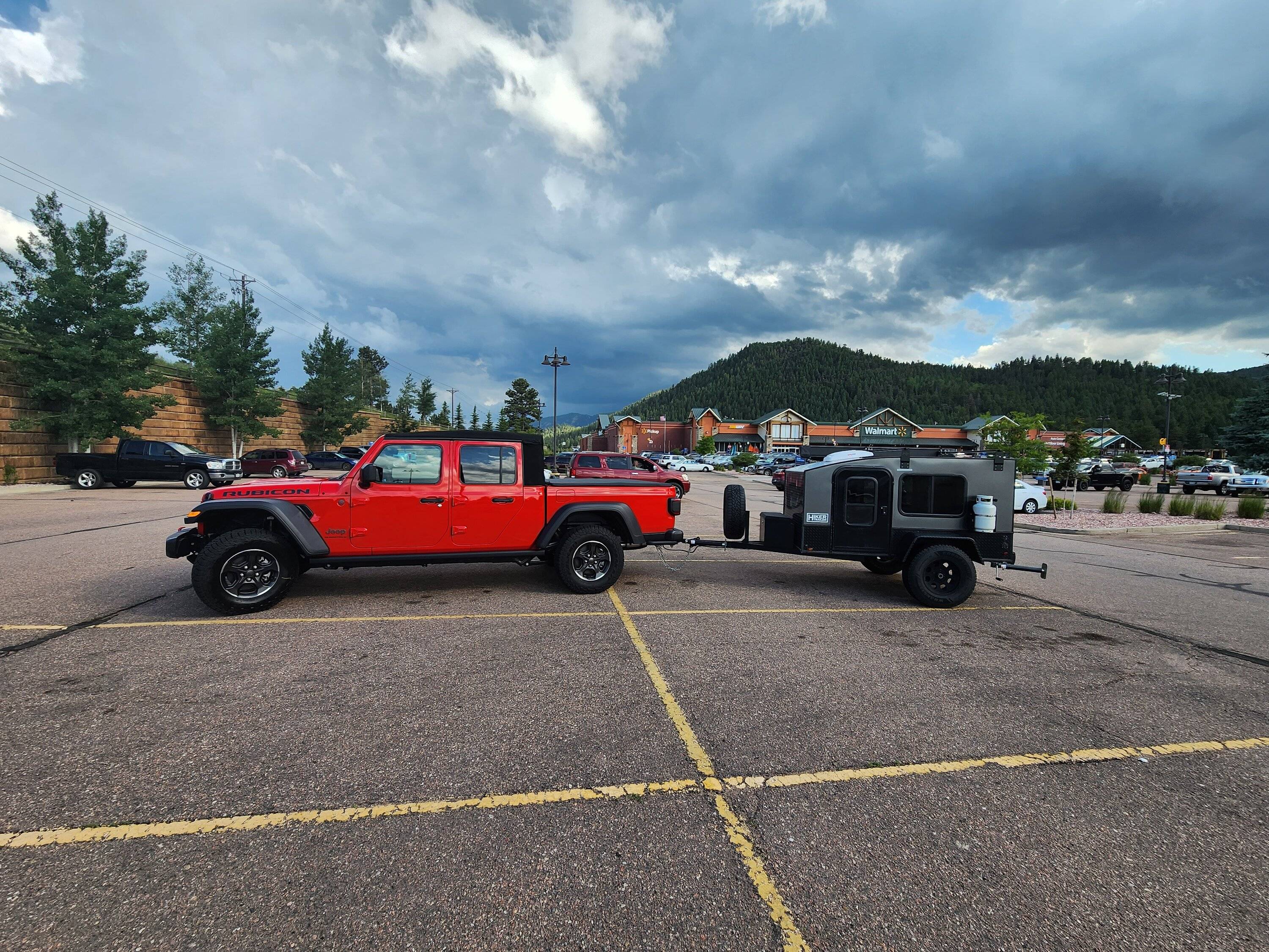 Jeep Gladiator Stuck in "in production" since 2-20, is this normal? 20230714_174819