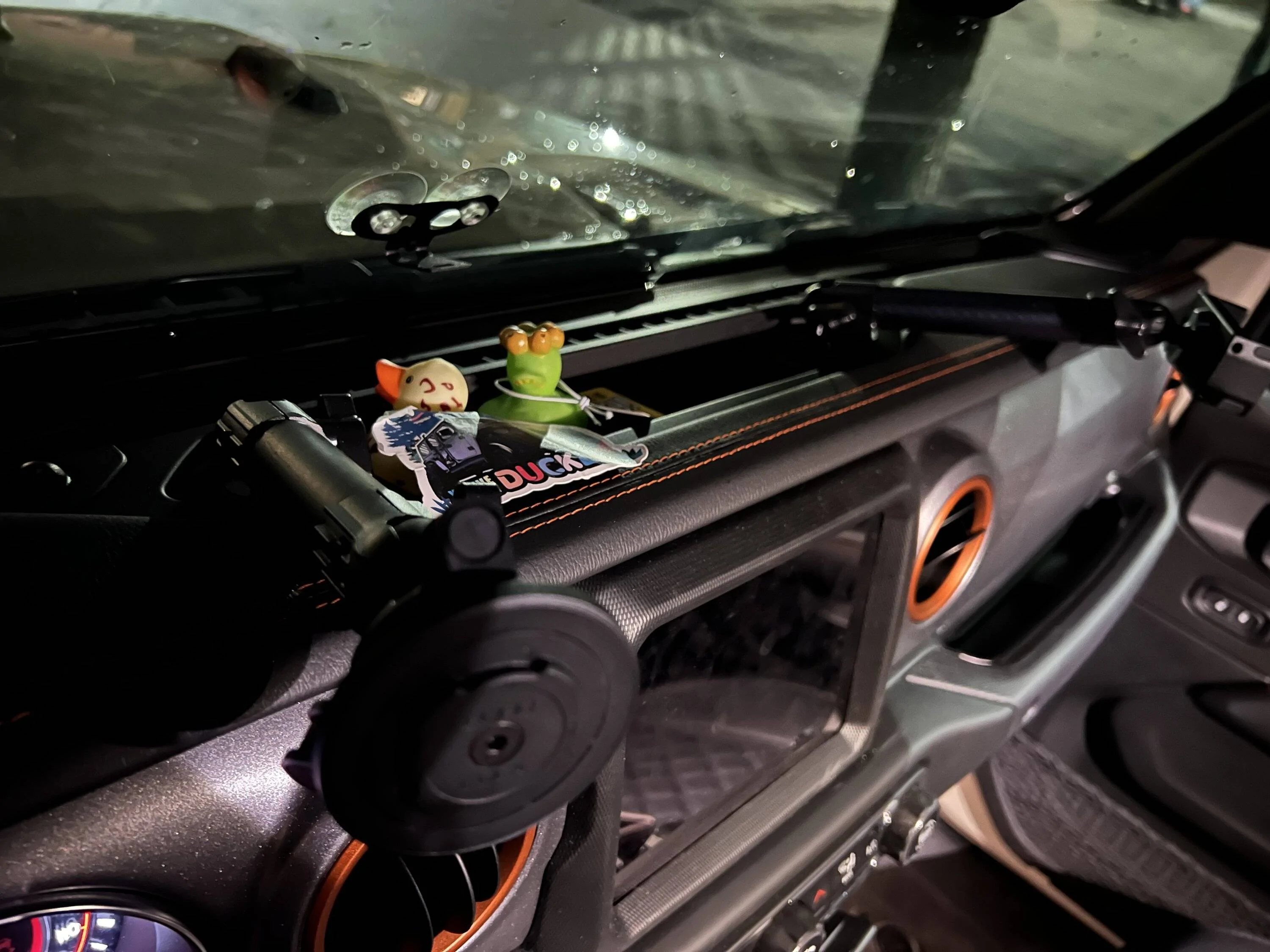 Jeep Gladiator Opinions on the Quad Lock line of phone holders bullet001