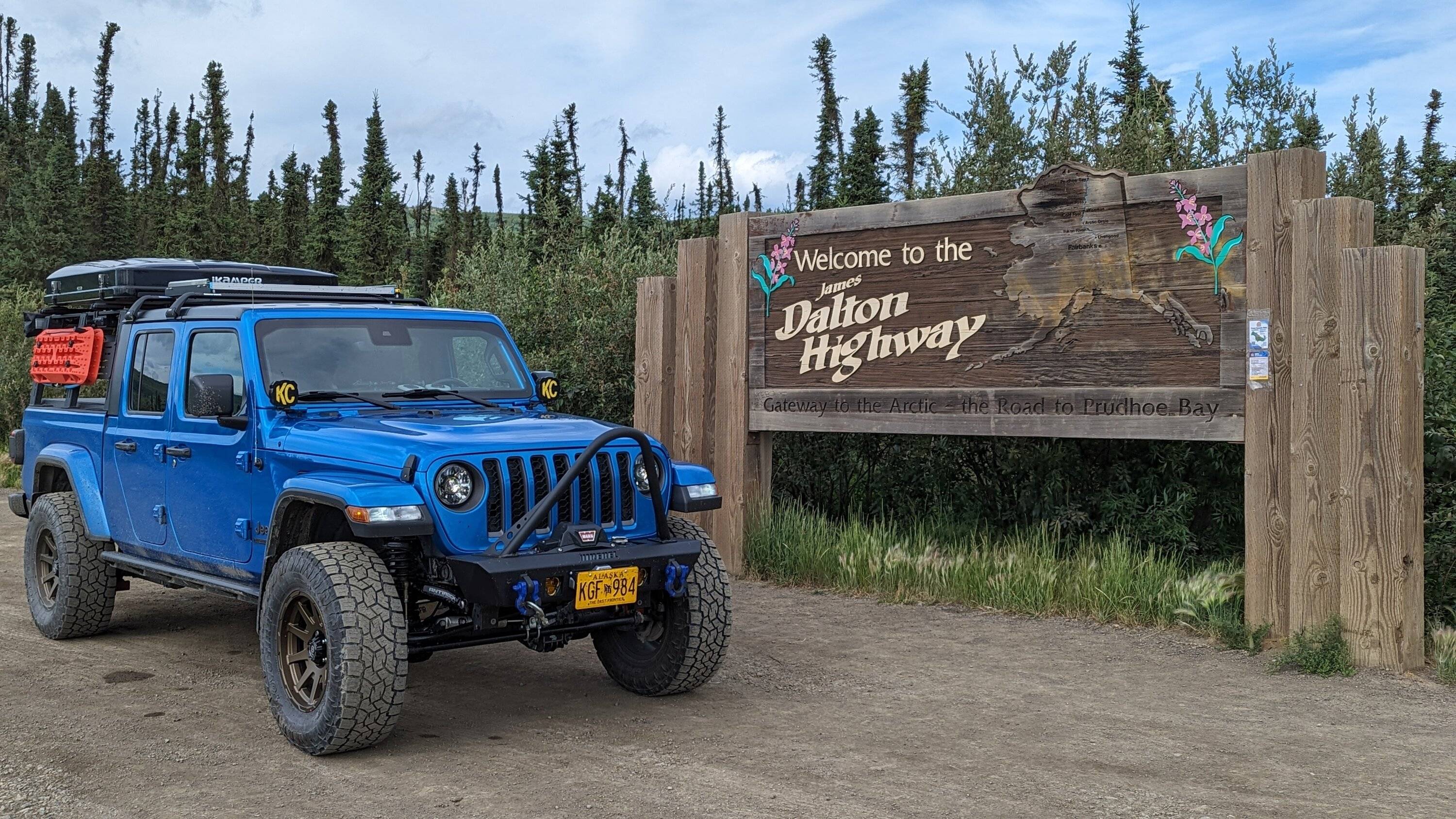 Jeep Gladiator Alaska Daily Drivers: Hydro Blue 80A and Bright White JTR PXL_20230714_230639263.PORTRAIT.ORIGINAL