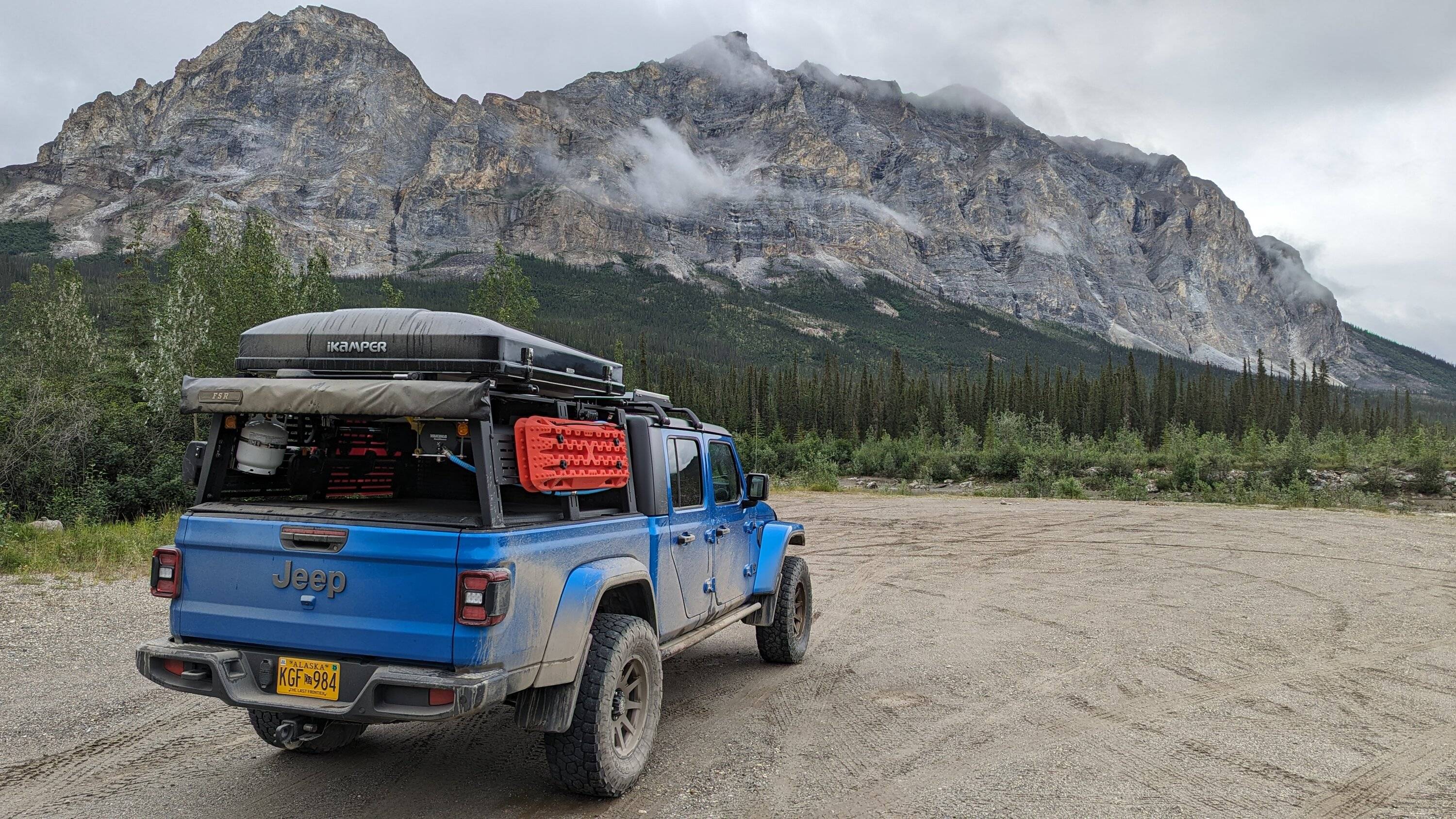 Jeep Gladiator Alaska Daily Drivers: Hydro Blue 80A and Bright White JTR PXL_20230715_161013563