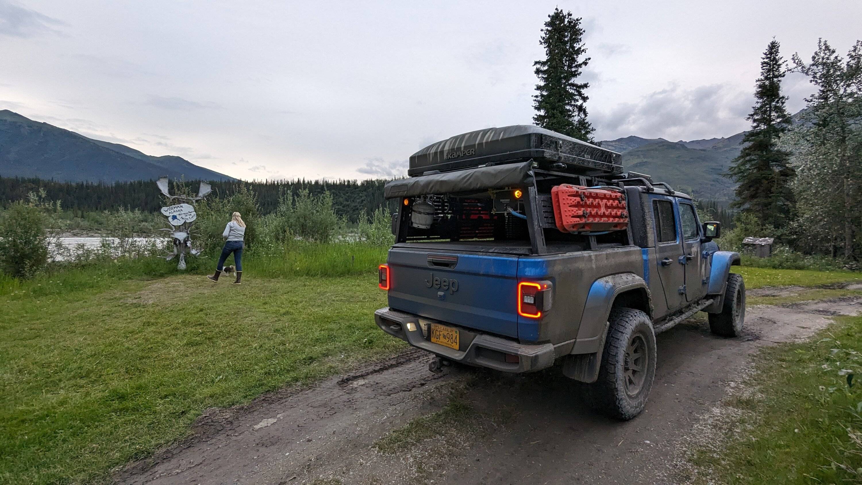 Jeep Gladiator Alaska Daily Drivers: Hydro Blue 80A and Bright White JTR PXL_20230716_073859506