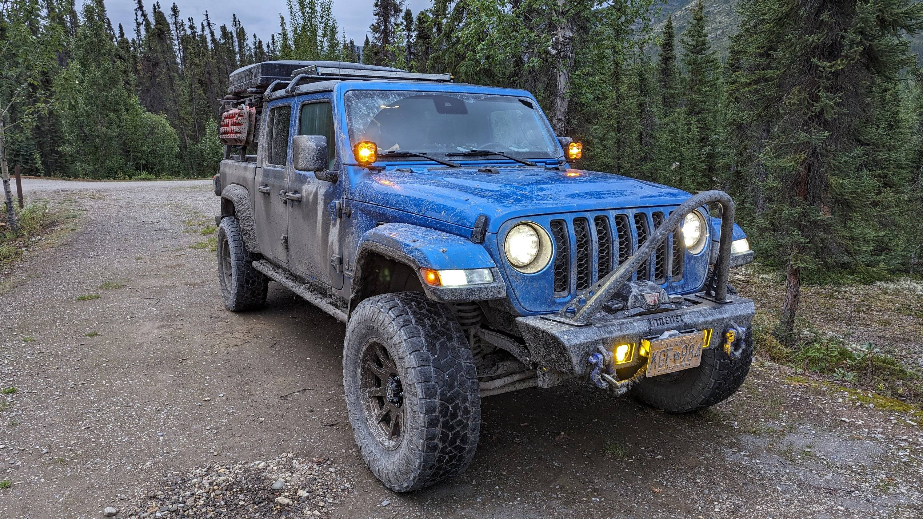 Jeep Gladiator Alaska Daily Drivers: Hydro Blue 80A and Bright White JTR PXL_20230716_080201647