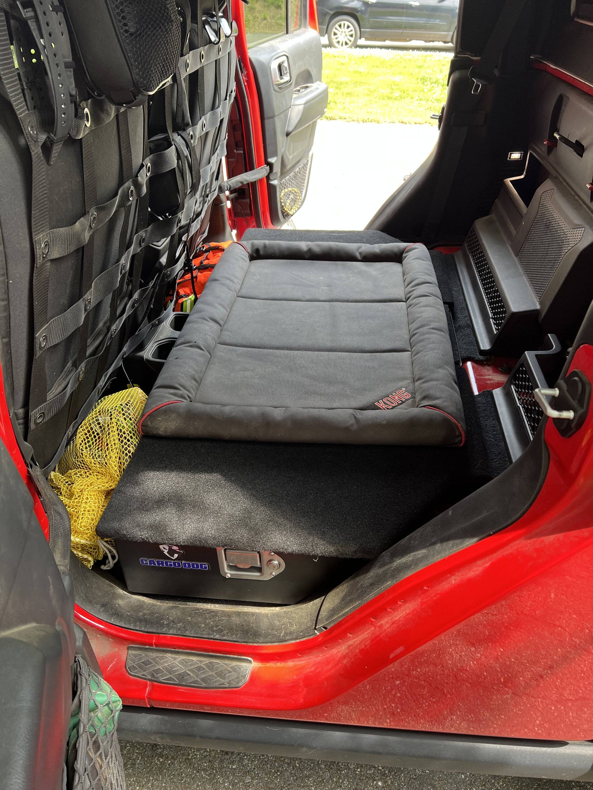 Jeep Gladiator Dog setup… IMG_0192