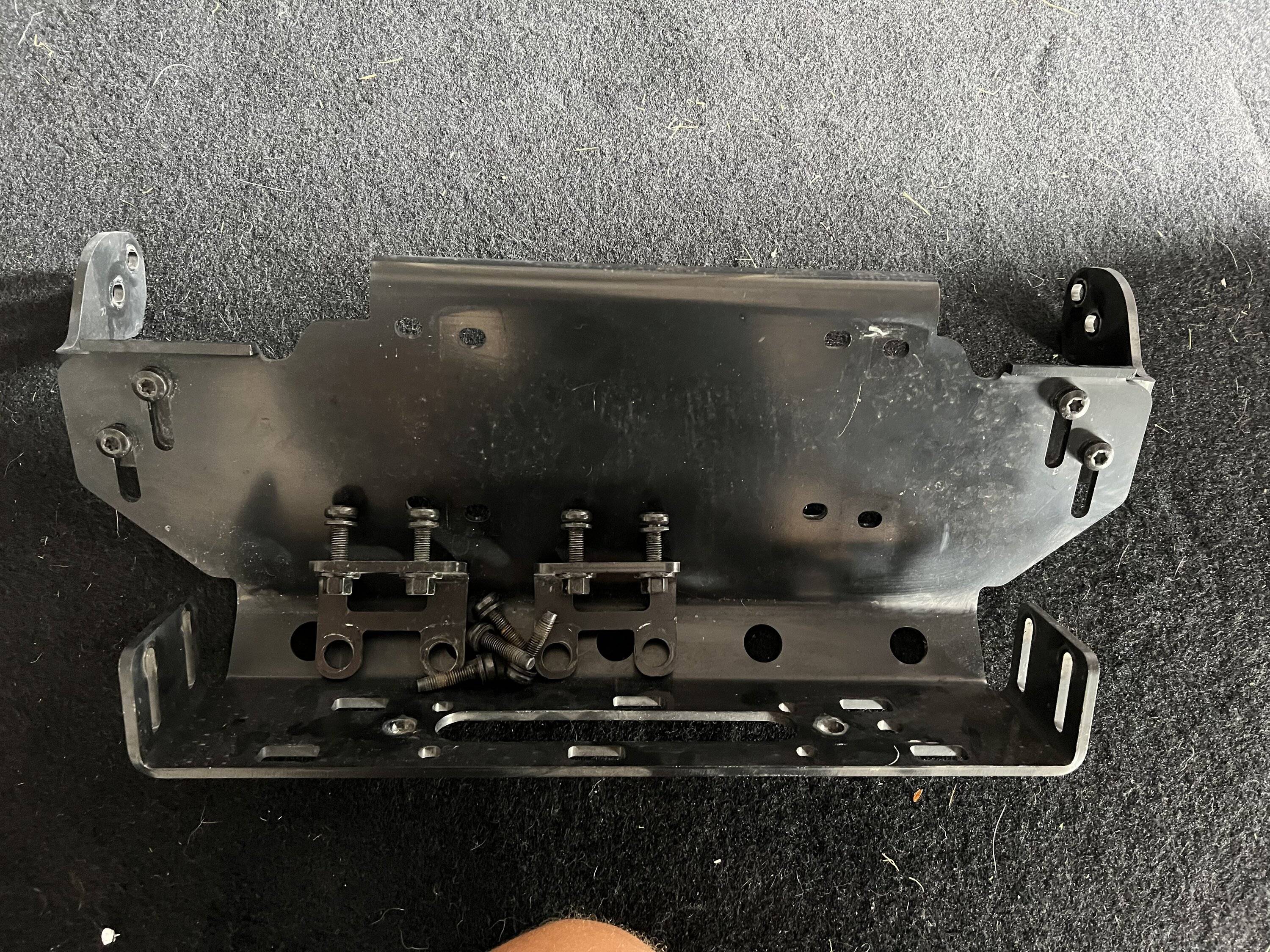 Jeep Gladiator Bumpers and other parts C6740B64-55C1-45AD-952F-8F559D557B1D