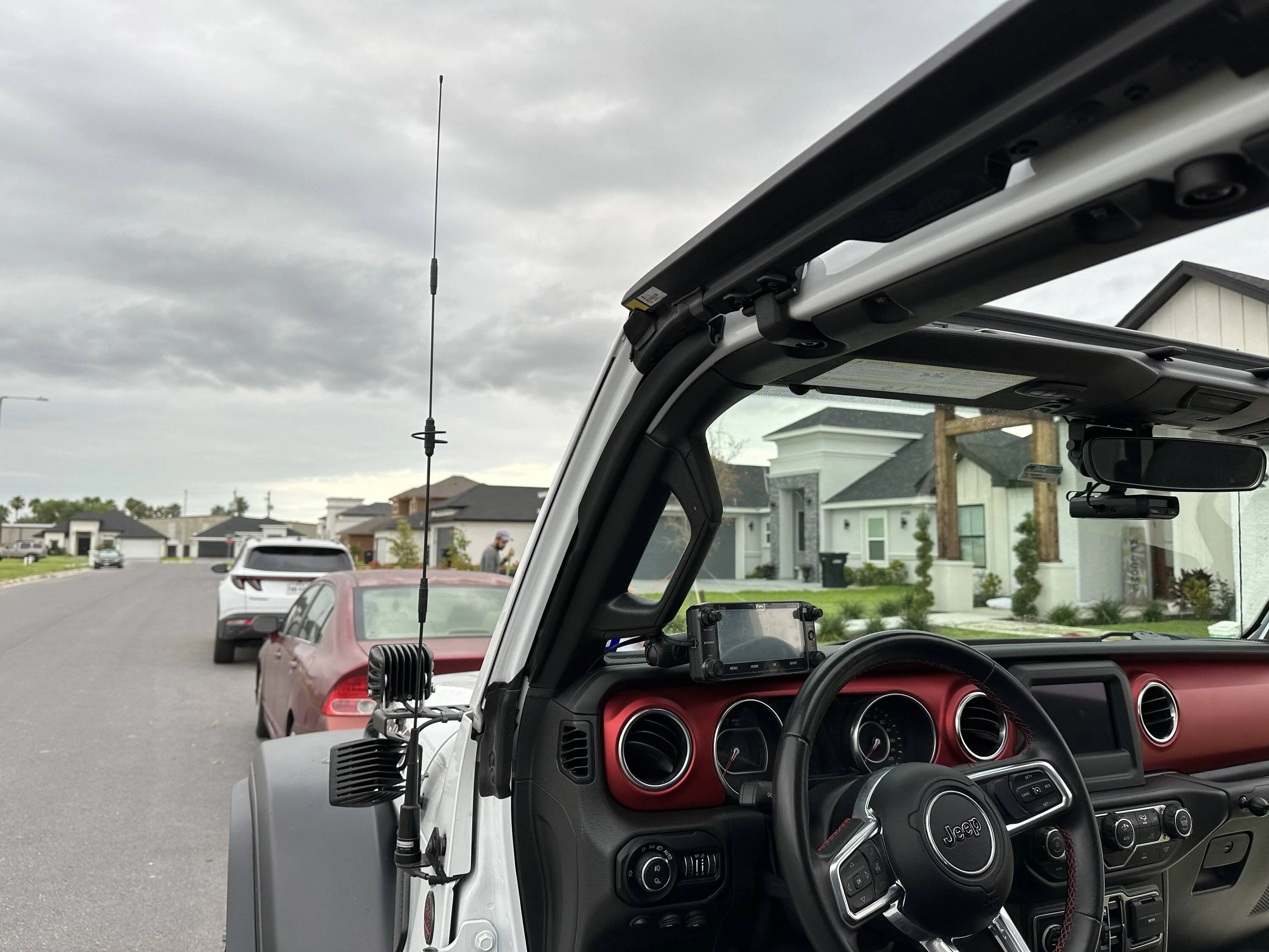 Jeep Gladiator How are you mounting remote ham/gmrs faceplates? IMG_3927