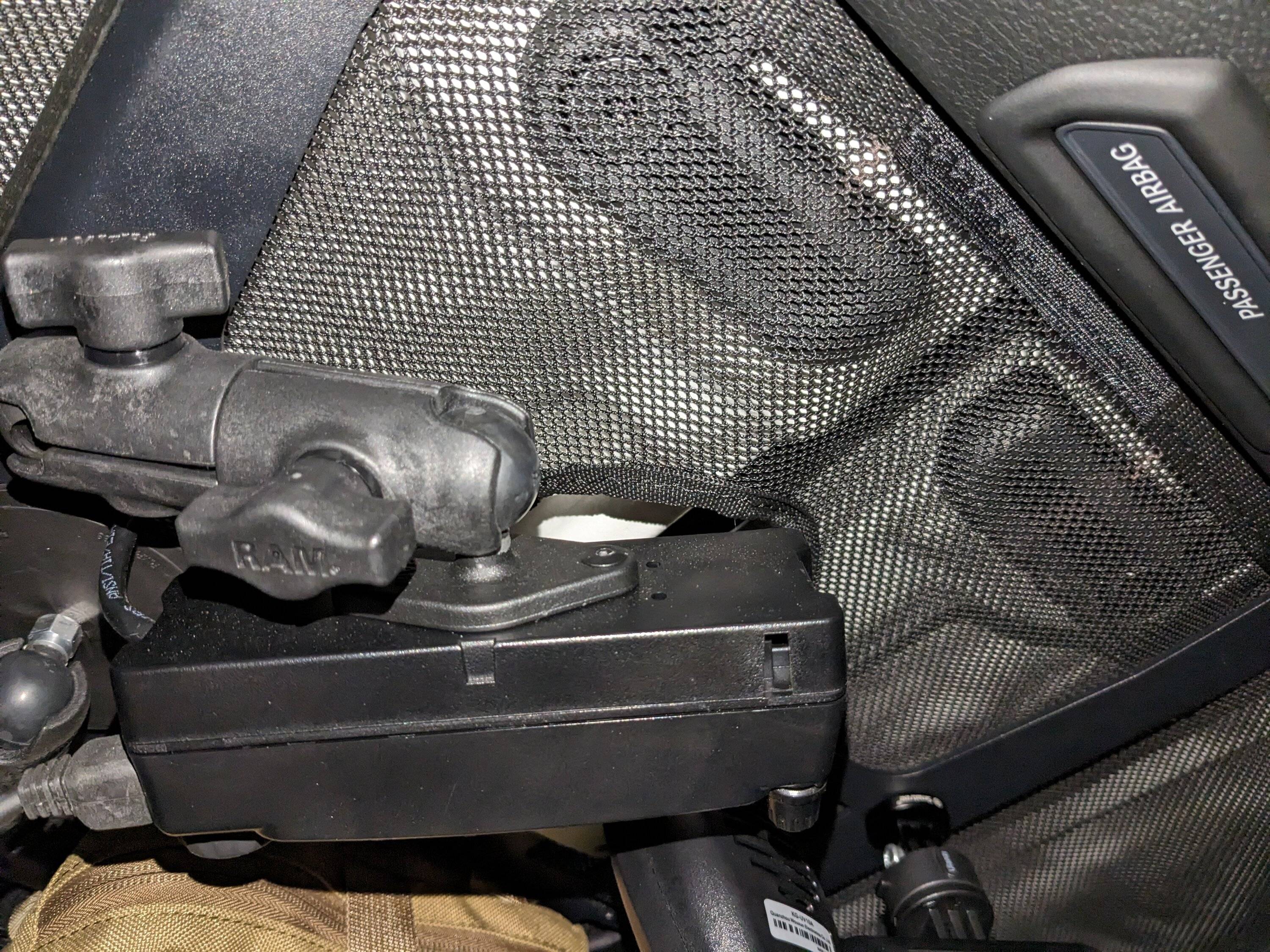 Jeep Gladiator How are you mounting remote ham/gmrs faceplates? PXL_20230719_025835169