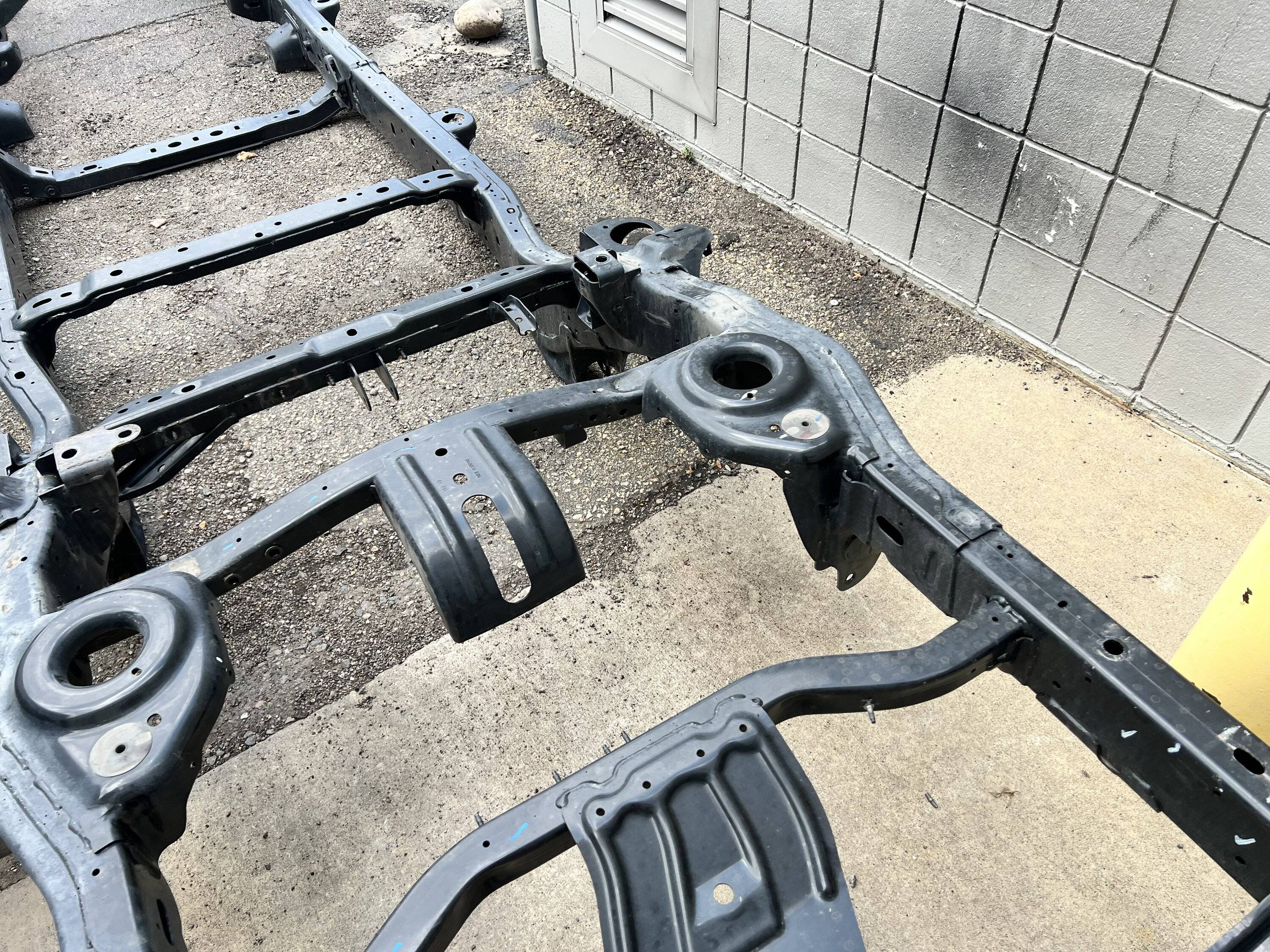 Jeep Gladiator Gladiator sub frame pictures. IMG_6504