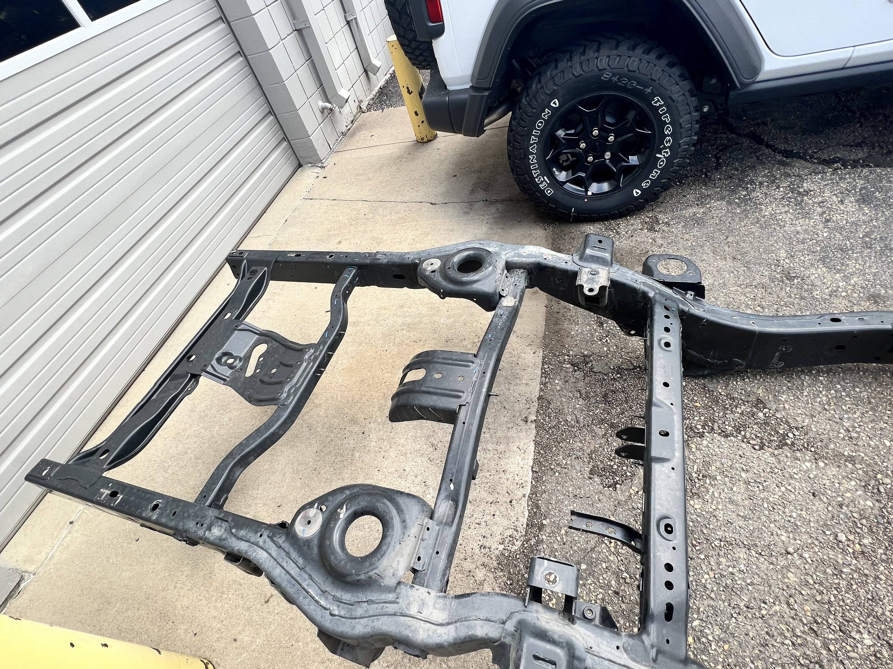Jeep Gladiator Gladiator sub frame pictures. IMG_6495