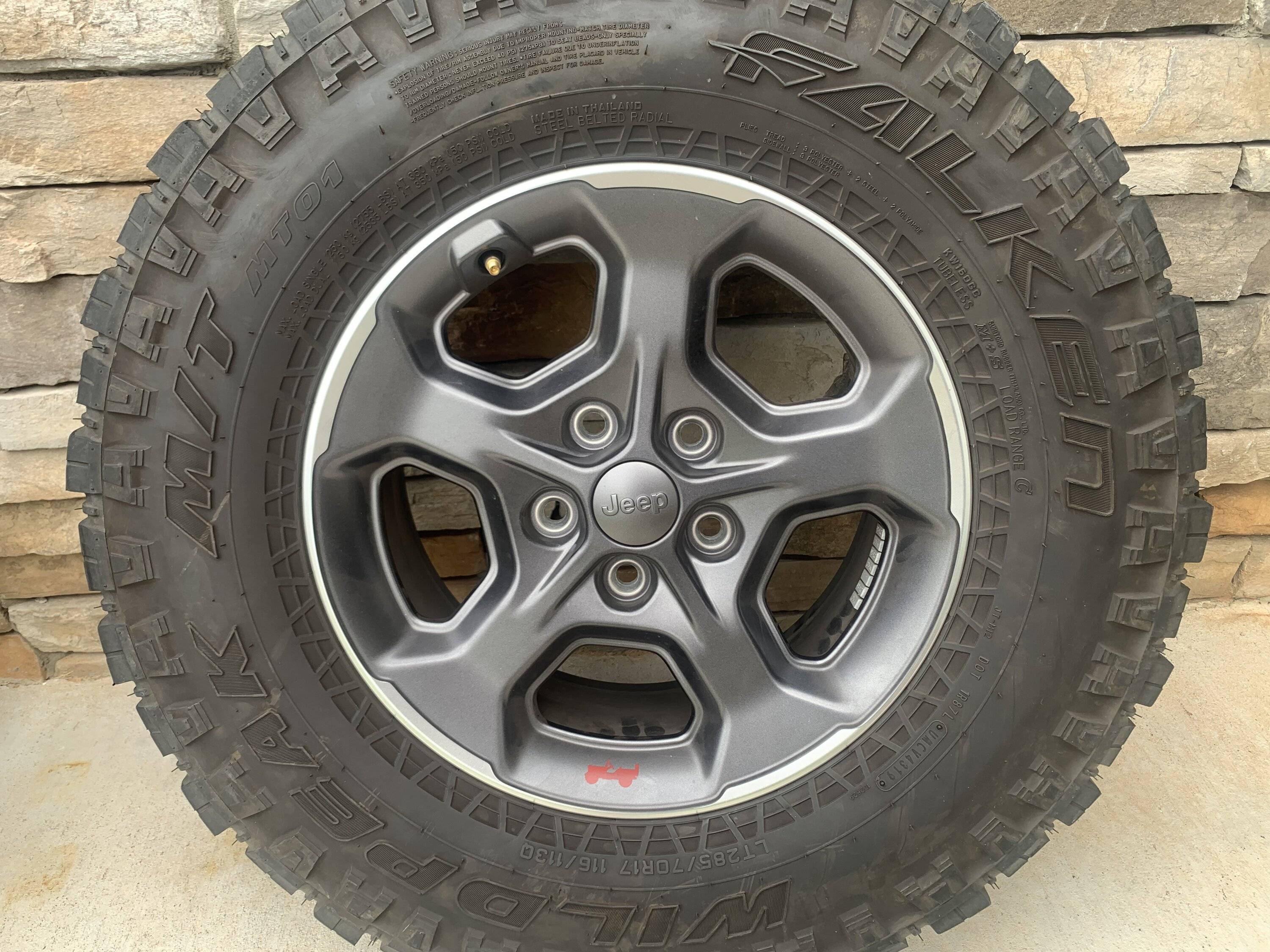 Jeep Gladiator Selling 2020 Gladiator Rubicon Falken Wildpeak M/T Takeoffs LT285/70R17 116/113Q Pic 3