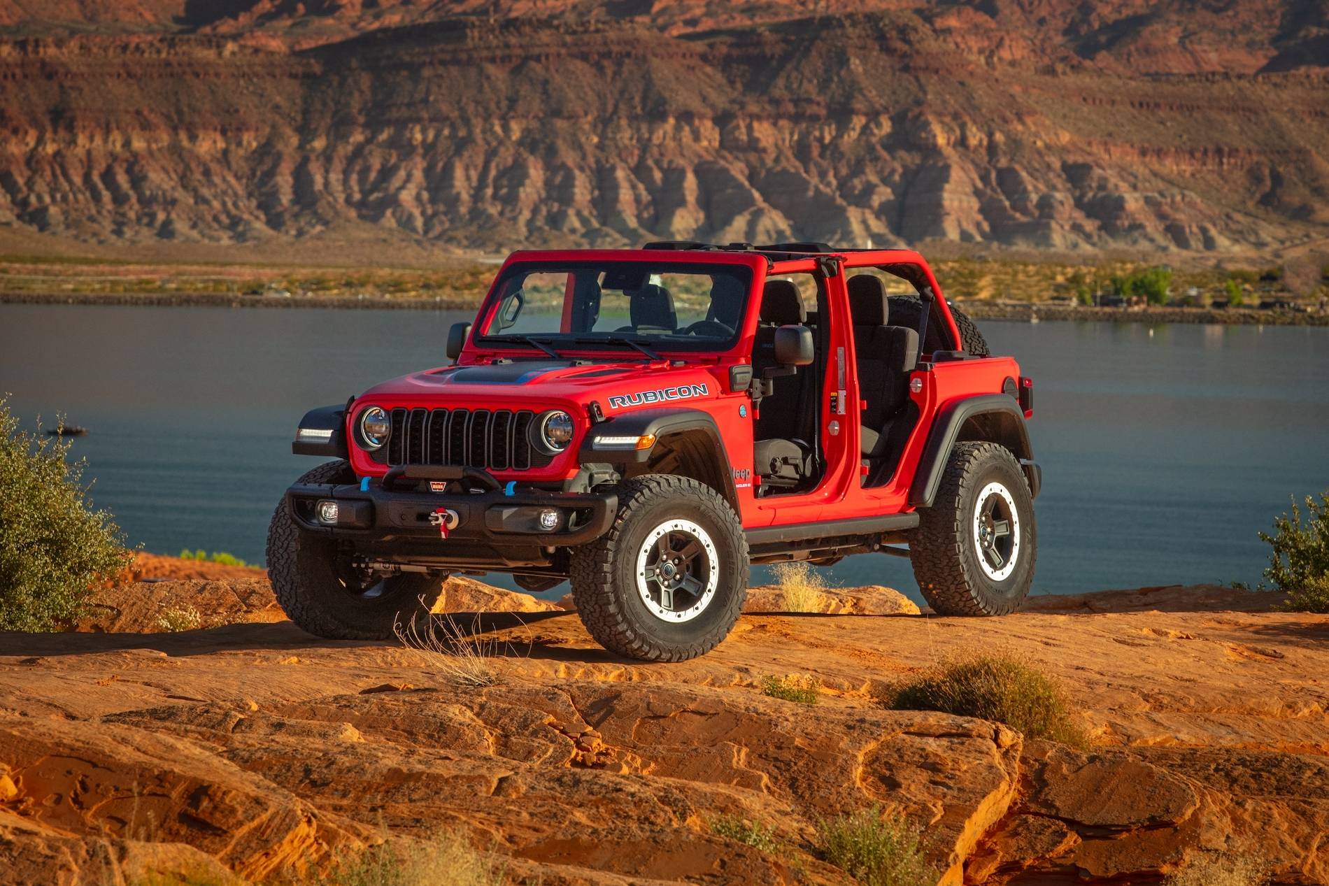 Jeep Gladiator Jeep Announces New Mopar 2" Inch Lift Kit Featuring Bilstein Shocks c3230c2e-9aa0-4e64-b848-38c45a98e293-jpe