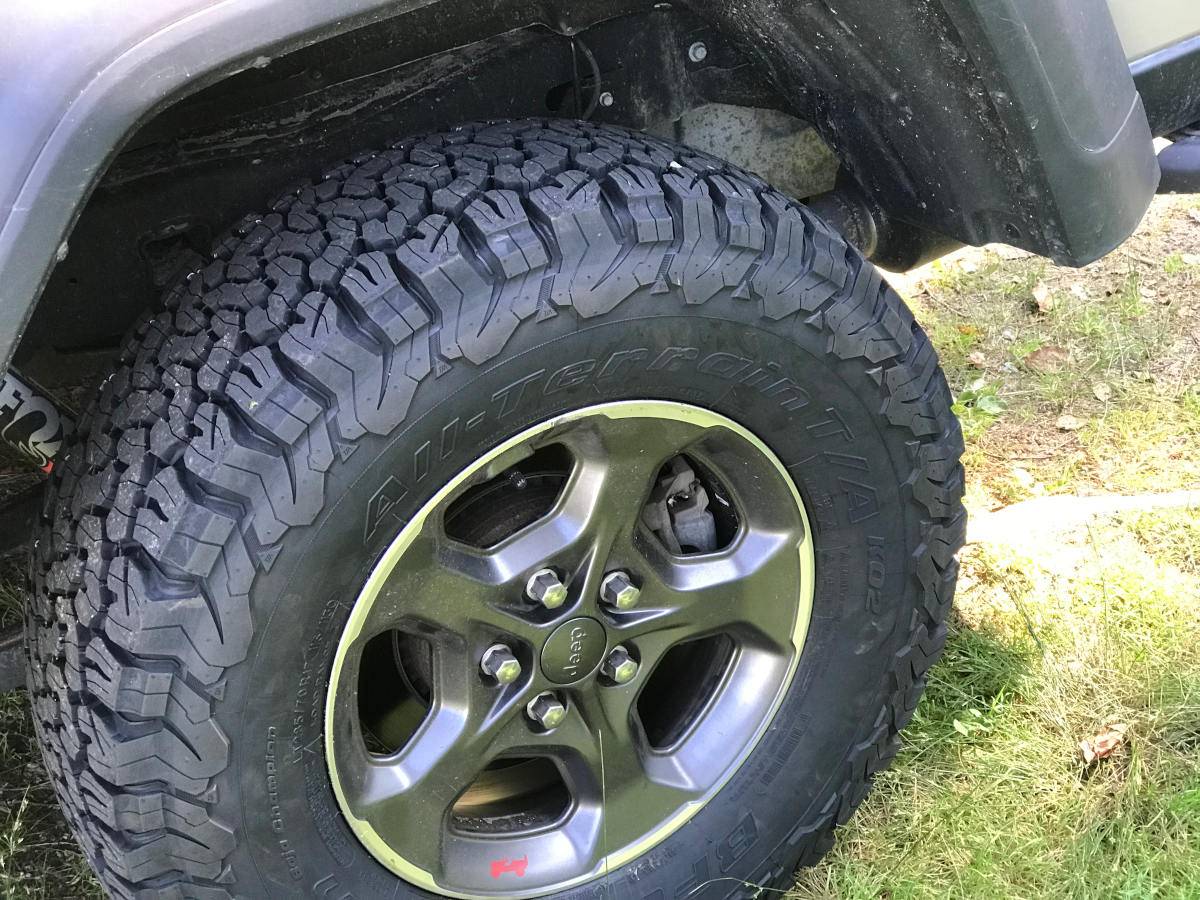 Jeep Gladiator Factory Falken MT @51K, just changed to BFG AT KO2 bf