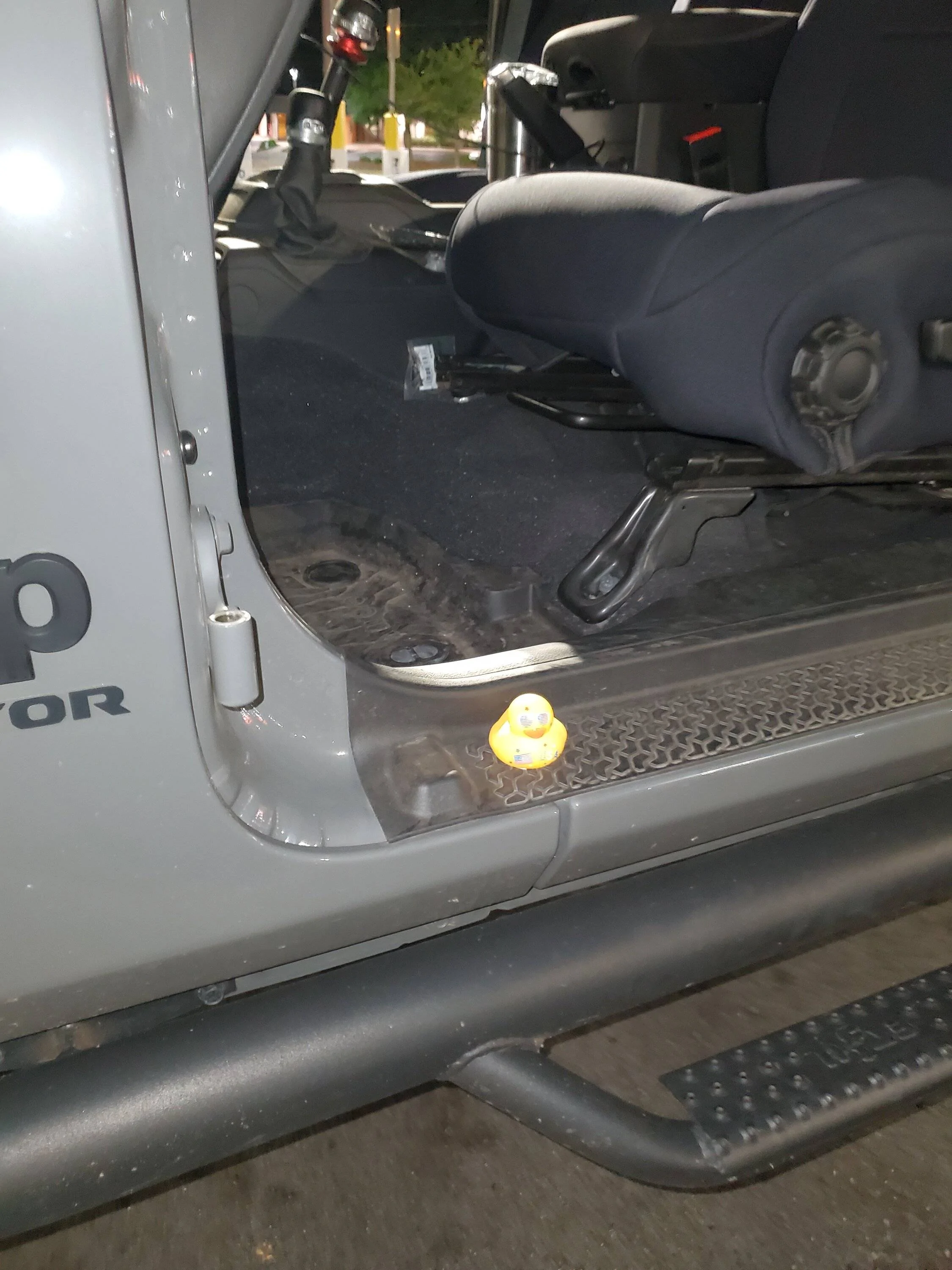 Jeep Gladiator Show me your DUCKS ! 20230720_223045