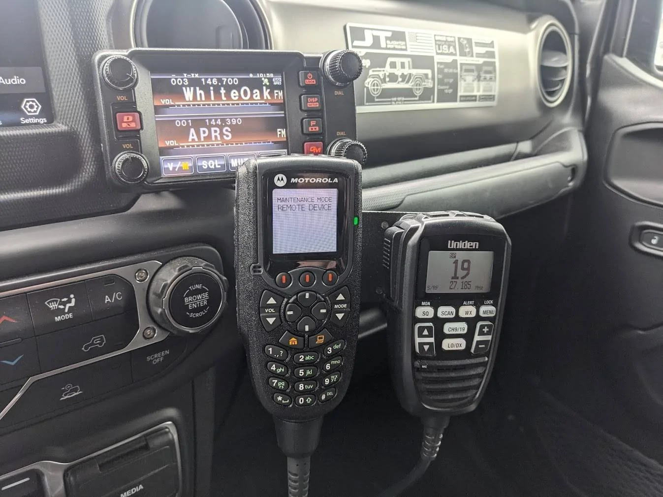 Jeep Gladiator How are you mounting remote ham/gmrs faceplates? JT Radios