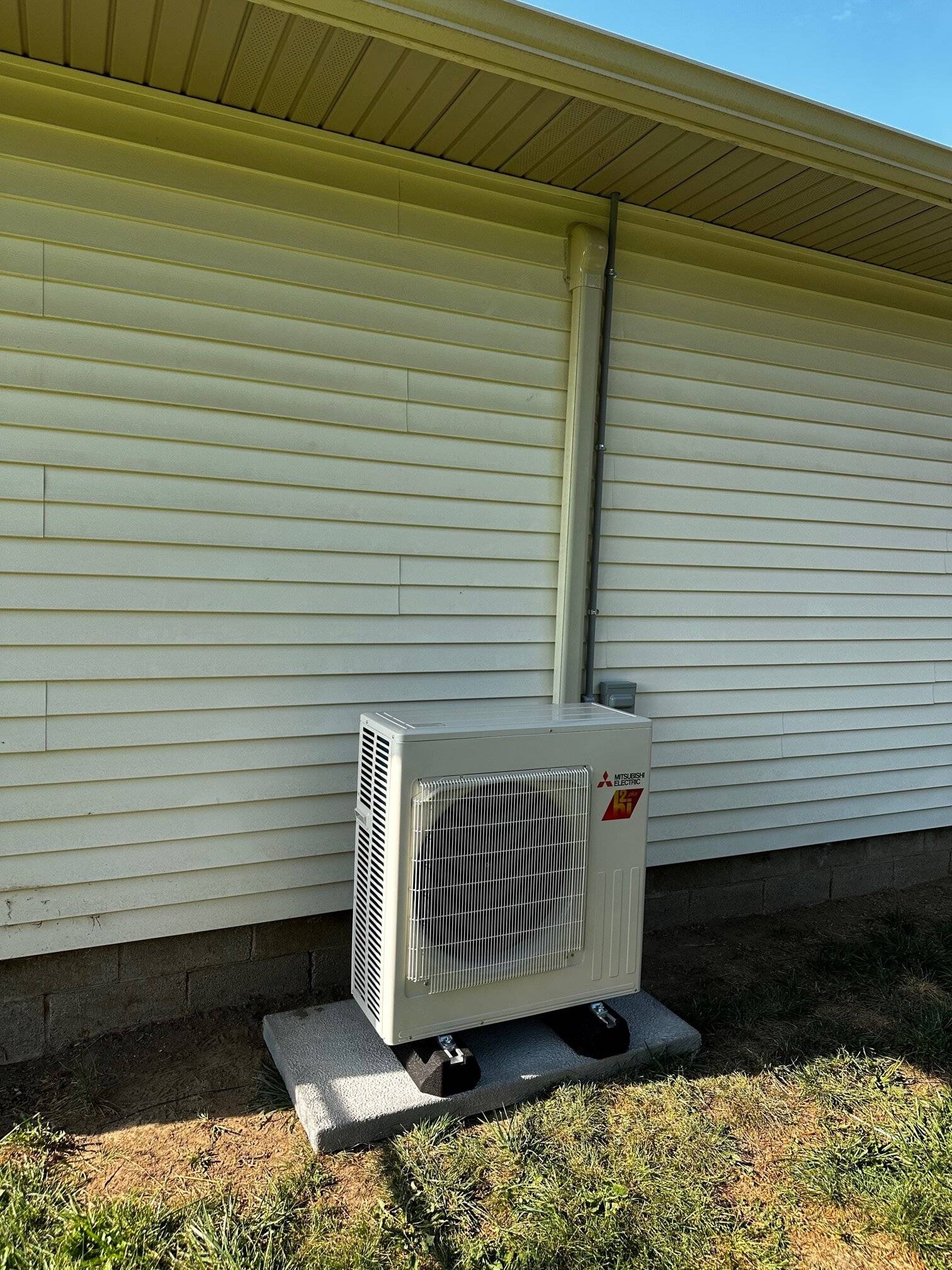 Jeep Gladiator Who Installed AC in Their Garage? Outside2
