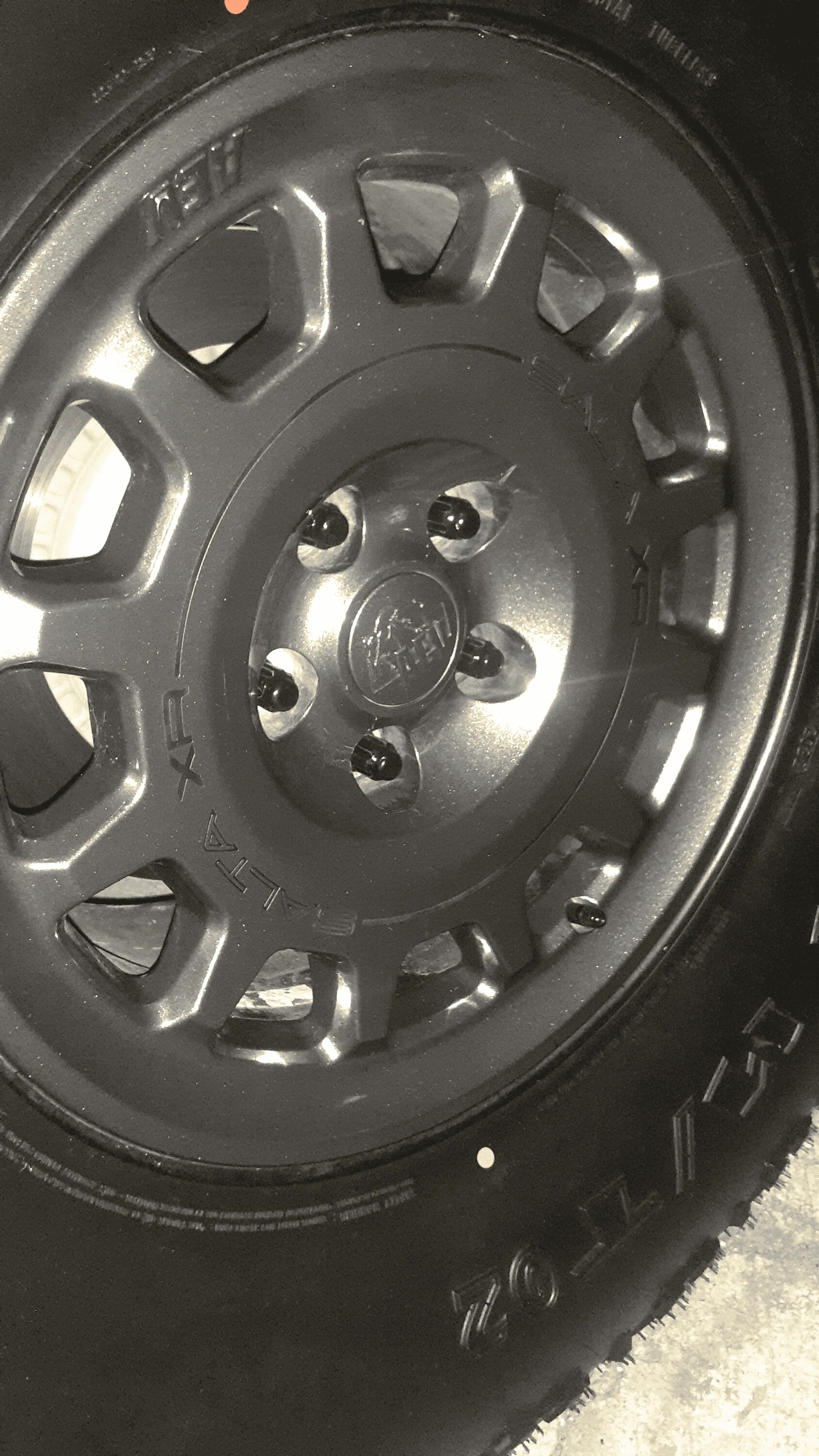 Jeep Gladiator Aluminum wheel refinishing. Best method? 1689995139793