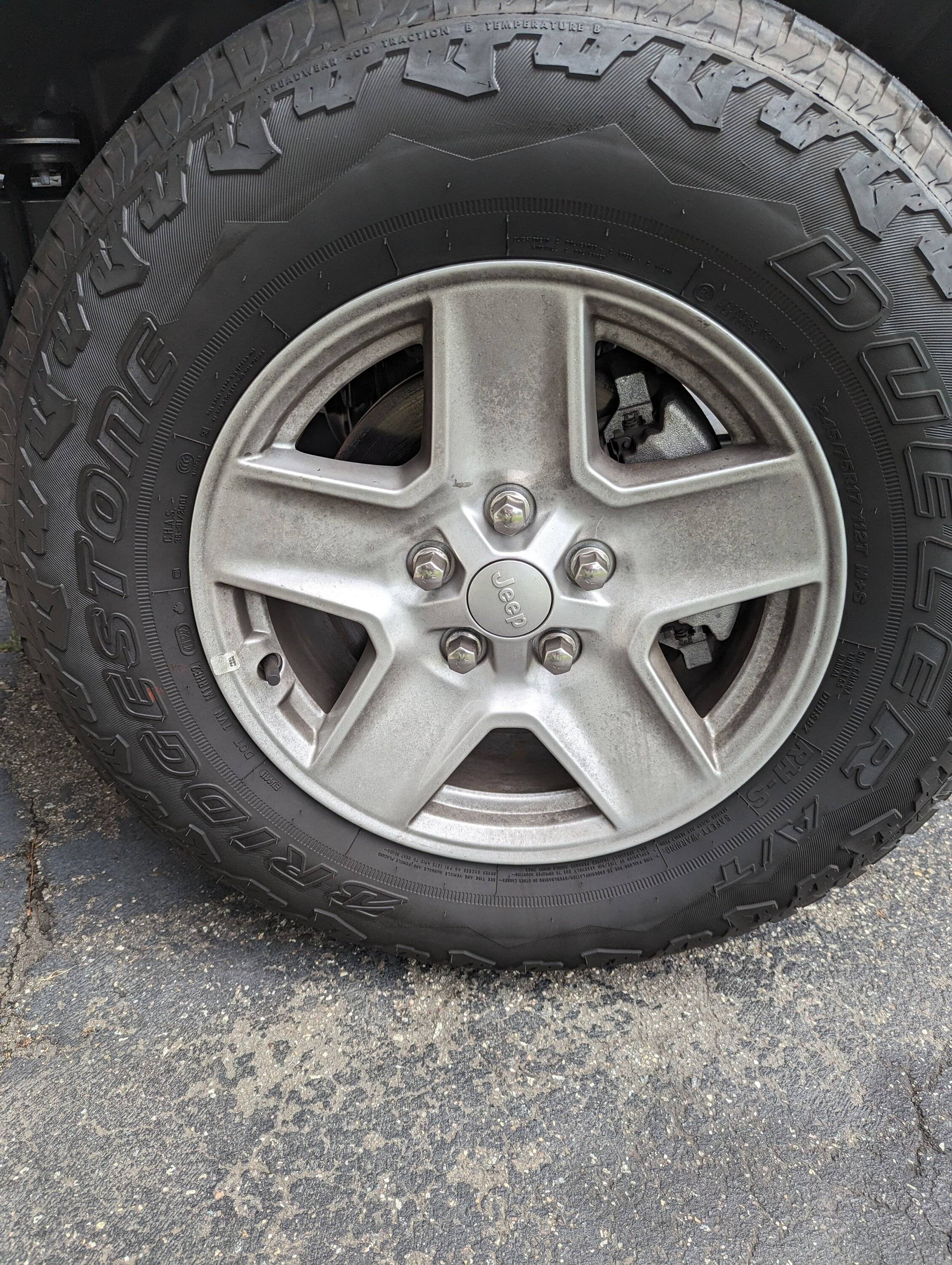 Jeep Gladiator Jeep Gladiator Sport S Wheels with Bridgestone Dueler A/T Tires $300 PXL_20230626_163457005