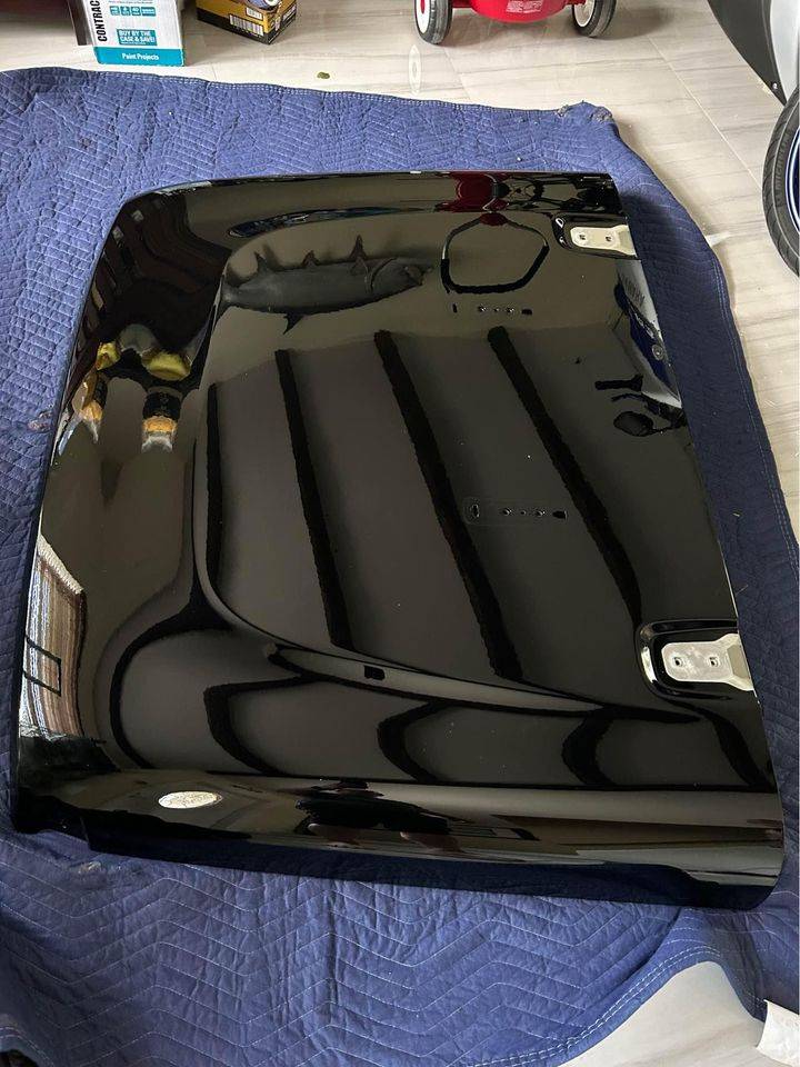 Jeep Gladiator 2020-2023 Jeep Gladiator JT Takeoff Black OEM Hood hoo2